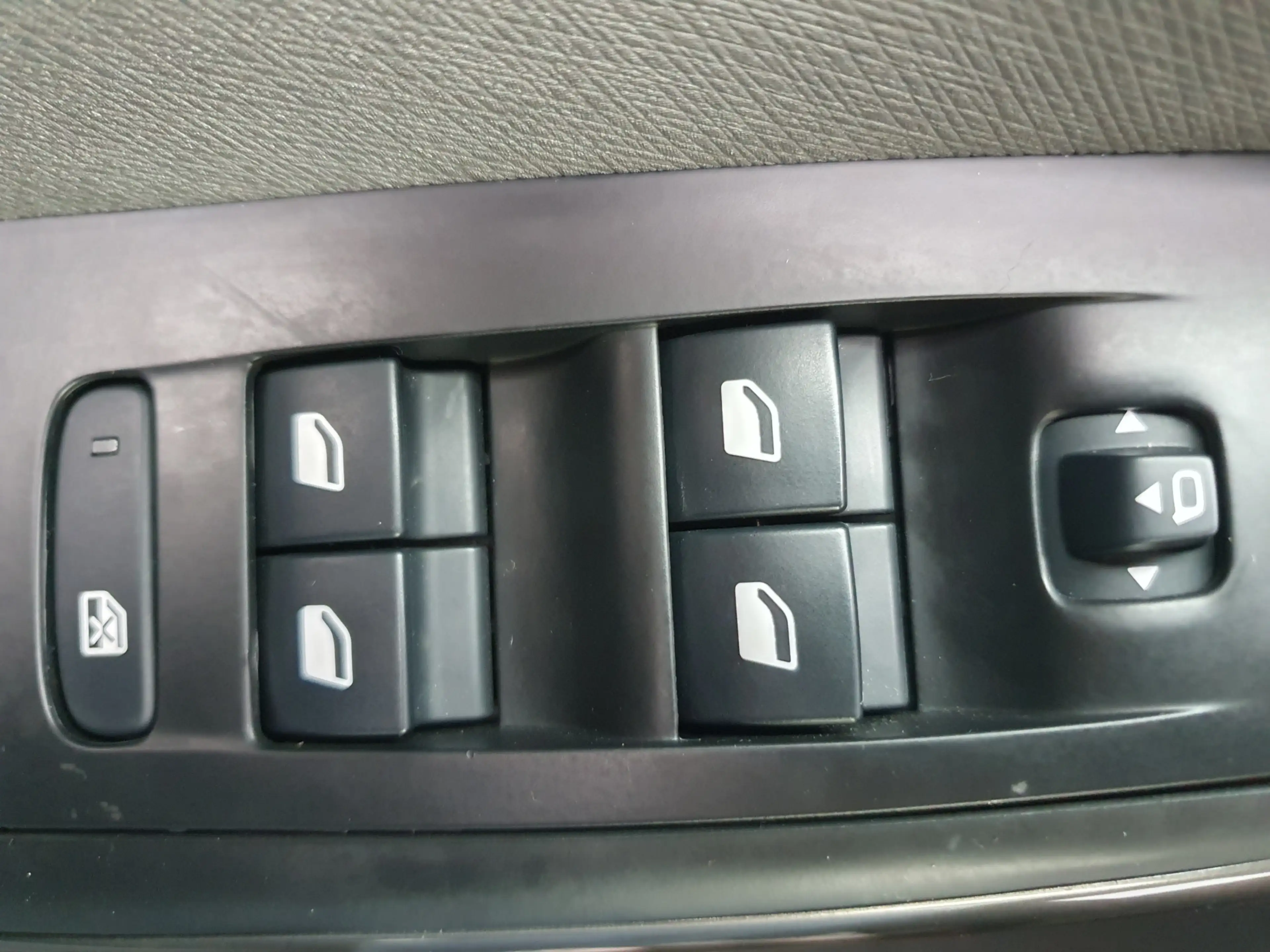 Citroen Grand C4 Picasso 1.2 PureTech Business PDC/TREKH./NAVI/CRUISE/CLIMA — photo 45