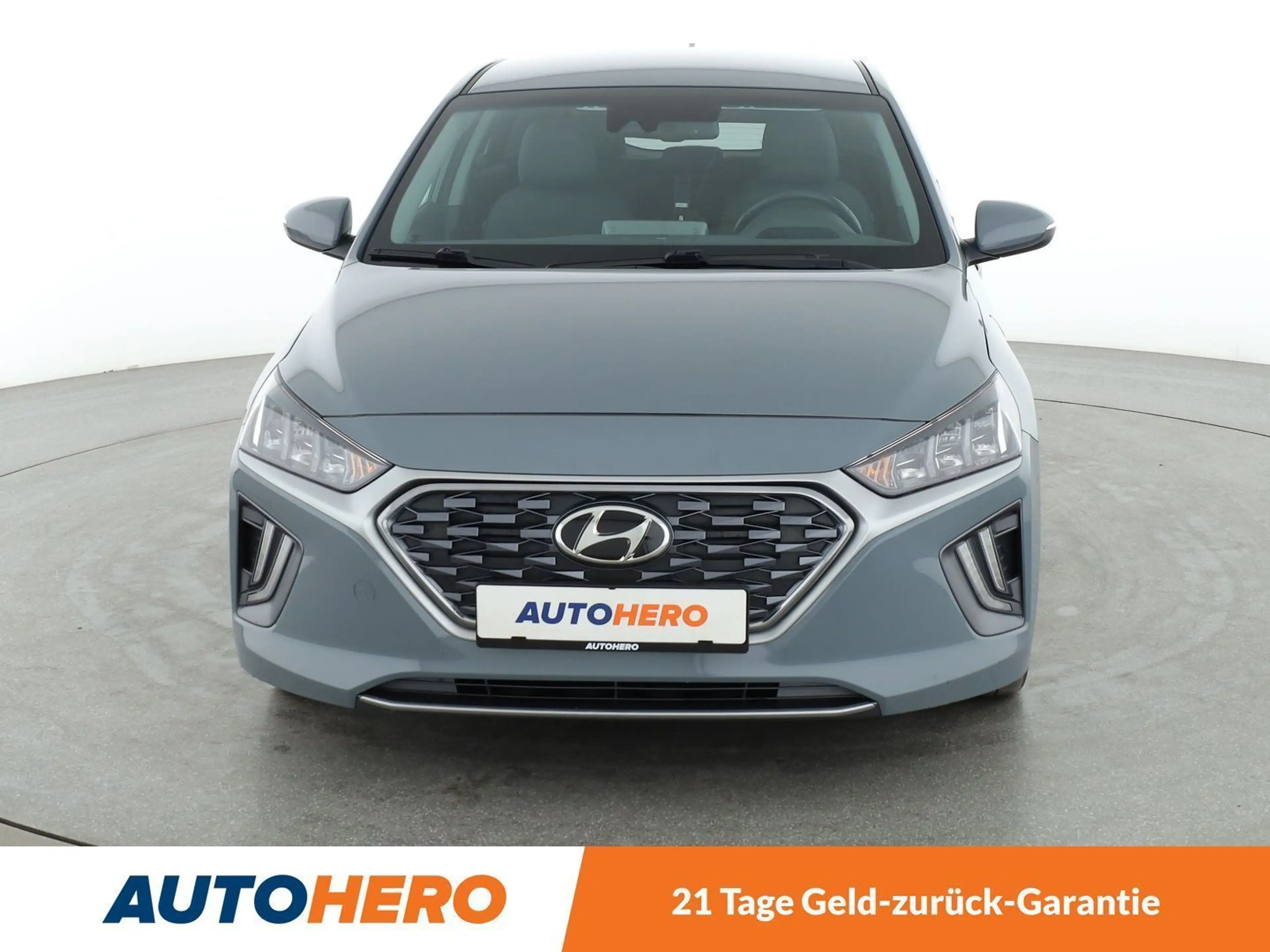 Hyundai IONIQ 1.6 Style Plug-In Hybrid Aut.*NAVI*LED*CAM*SHZ*LHZ — photo 9