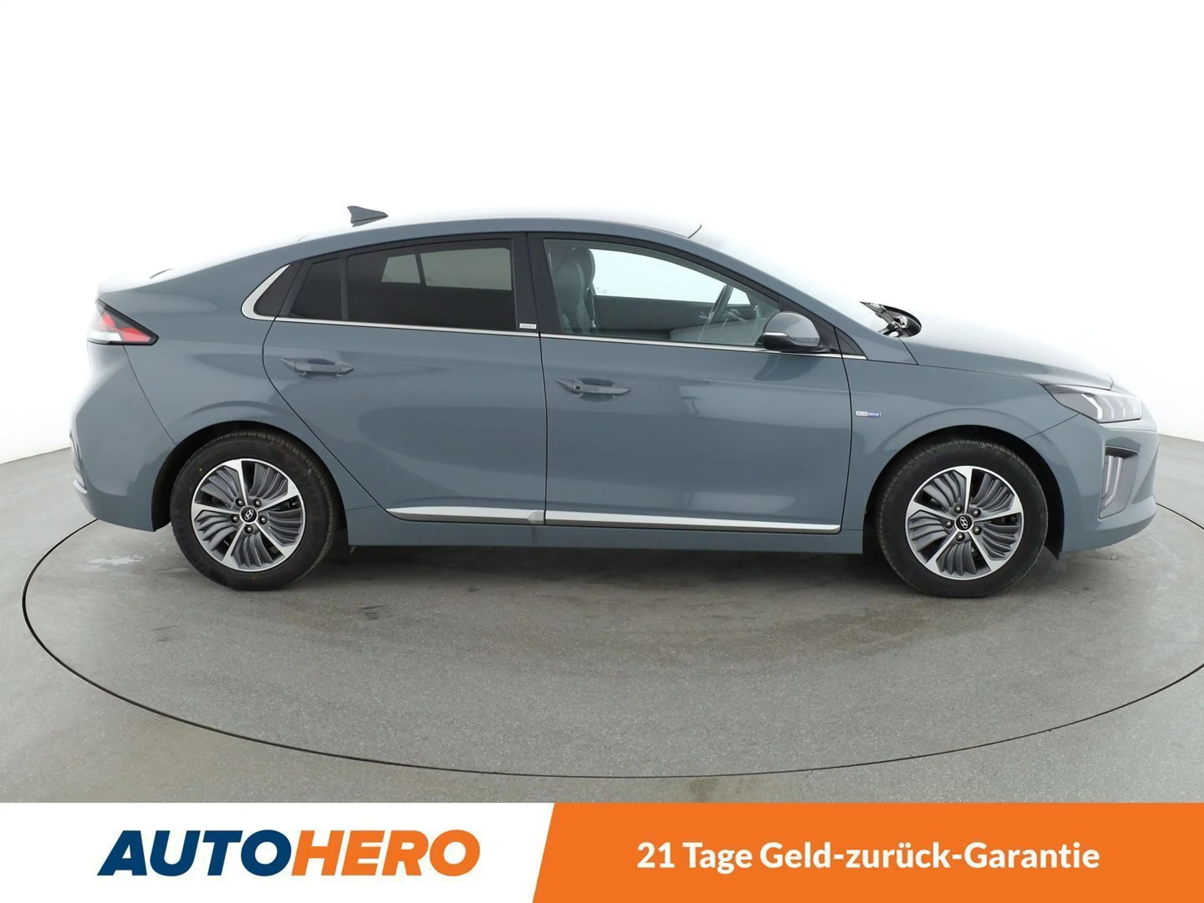 Hyundai IONIQ 1.6 Style Plug-In Hybrid Aut.*NAVI*LED*CAM*SHZ*LHZ — photo 7