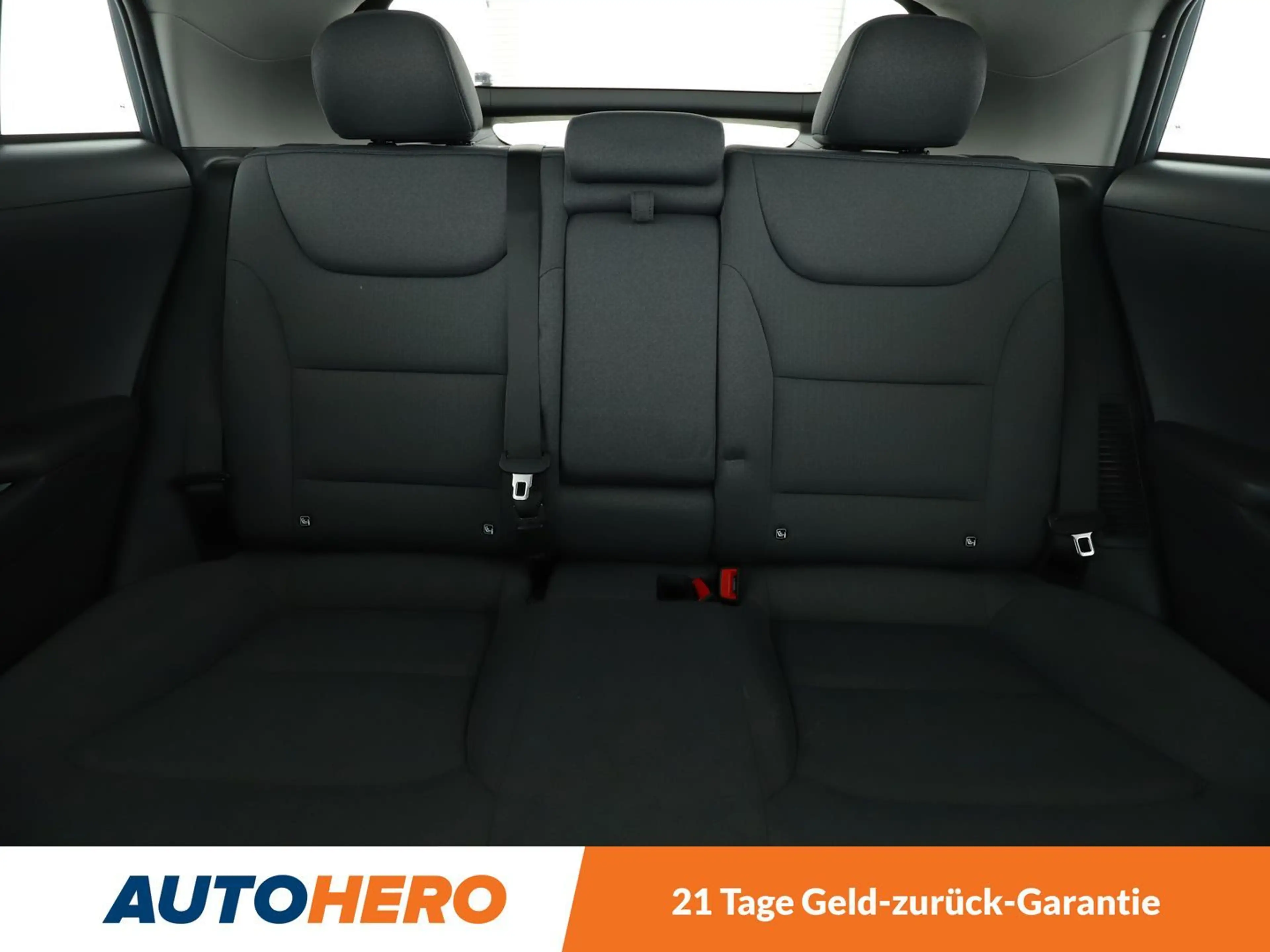 Hyundai IONIQ 1.6 Style Plug-In Hybrid Aut.*NAVI*LED*CAM*SHZ*LHZ — photo 15