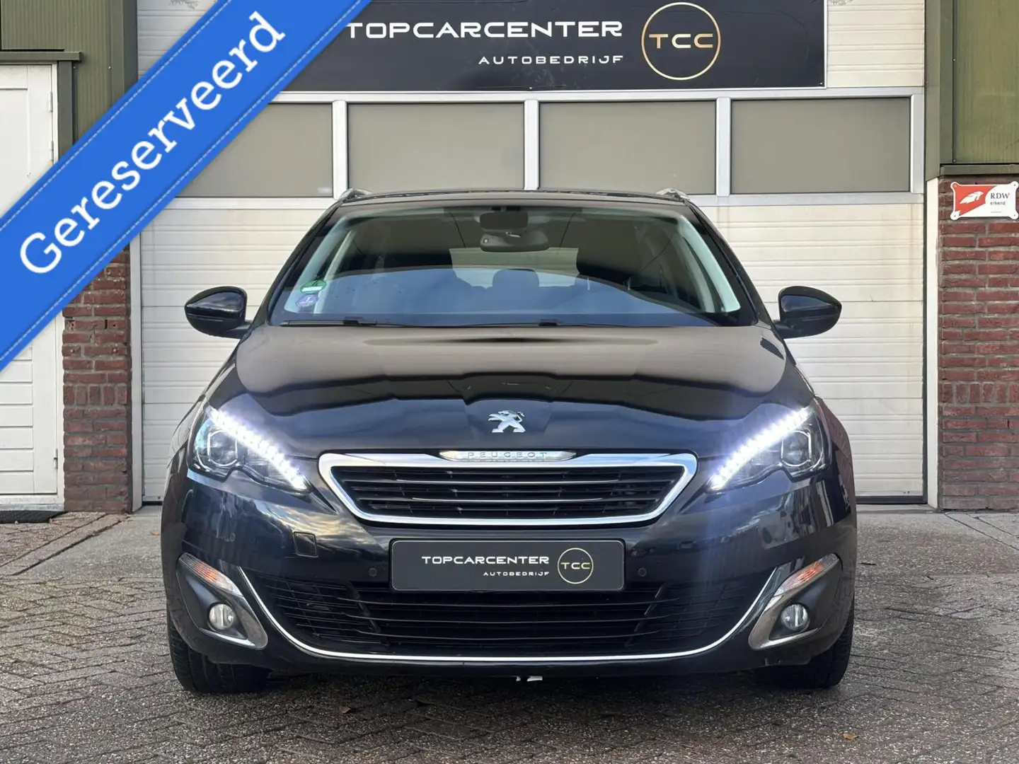 Peugeot 308 SW 1.2 Blue Leas/PANO/NAVI/CRUISE/PARKS/APK/NAP Schwarz - 2