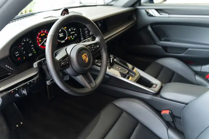 Porsche Carrera 2 GTS Coupé PDK 2020, foto 4