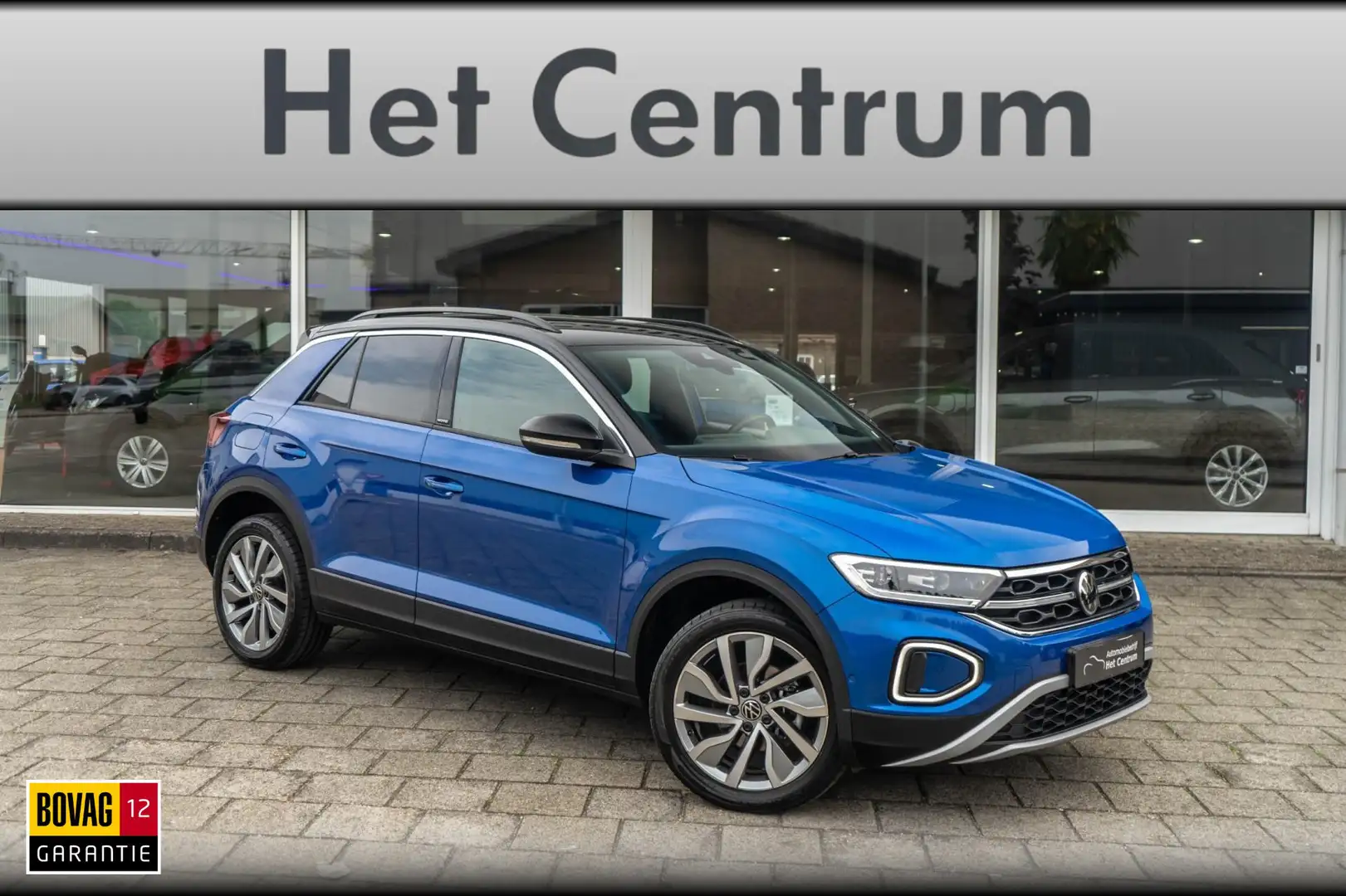 Volkswagen T-Roc 1.5 TSI 150PK Automaat Move / Camera / App connect Blauw - 1
