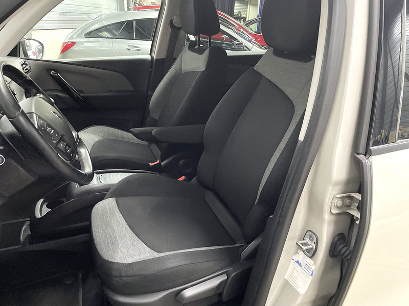 Citroen Grand C4 SpaceTourer 1.2 PureTech Business+ 7 persoons — photo 11