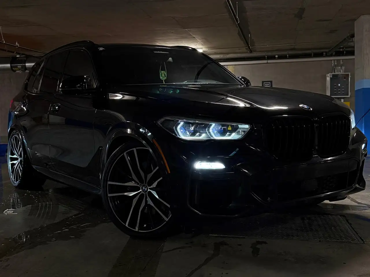 BMW X5 снимка BMW X5