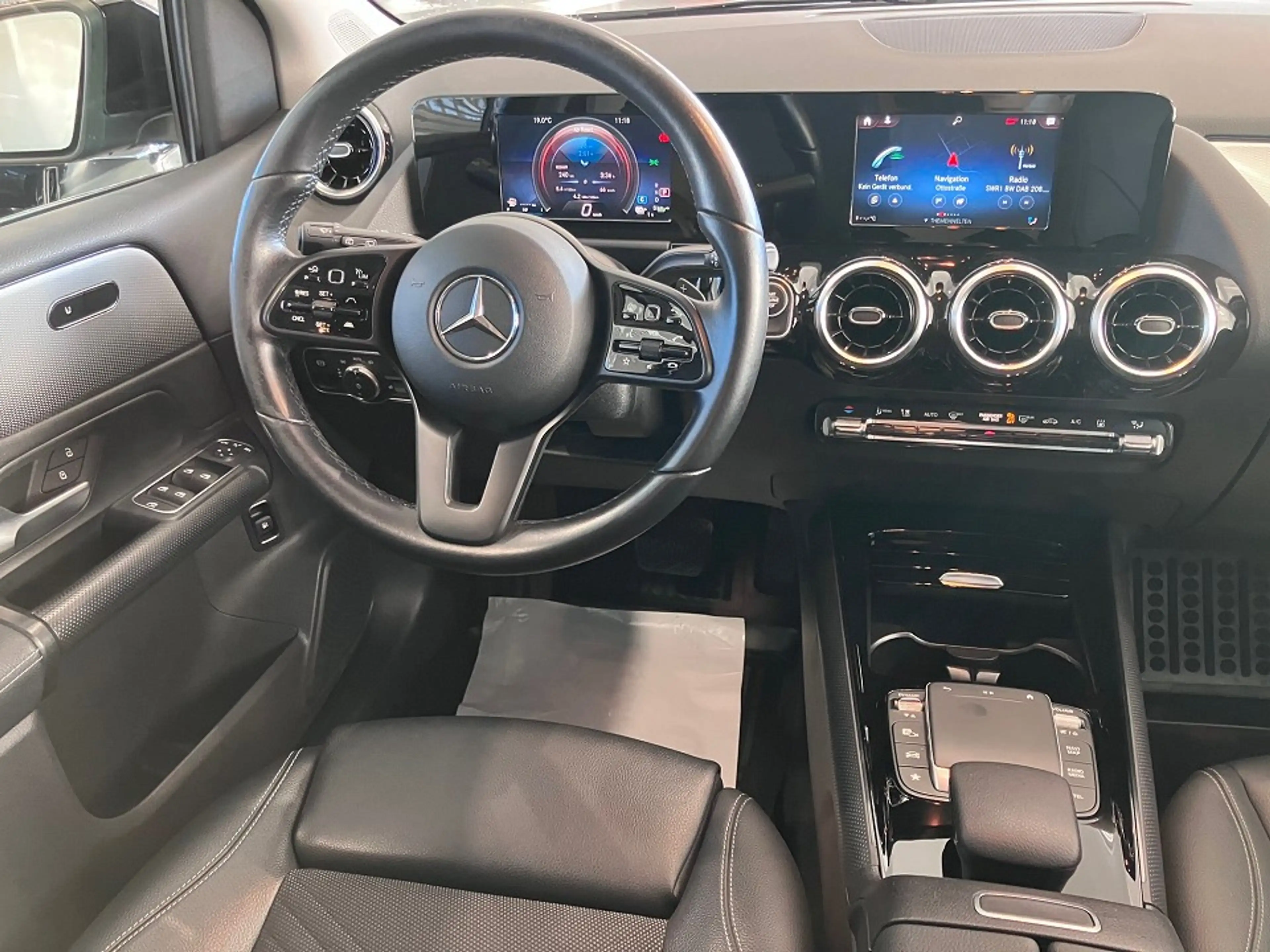 Mercedes-Benz B 250 e Style Automatik - Navi/ Kamera/ AHK — photo 8