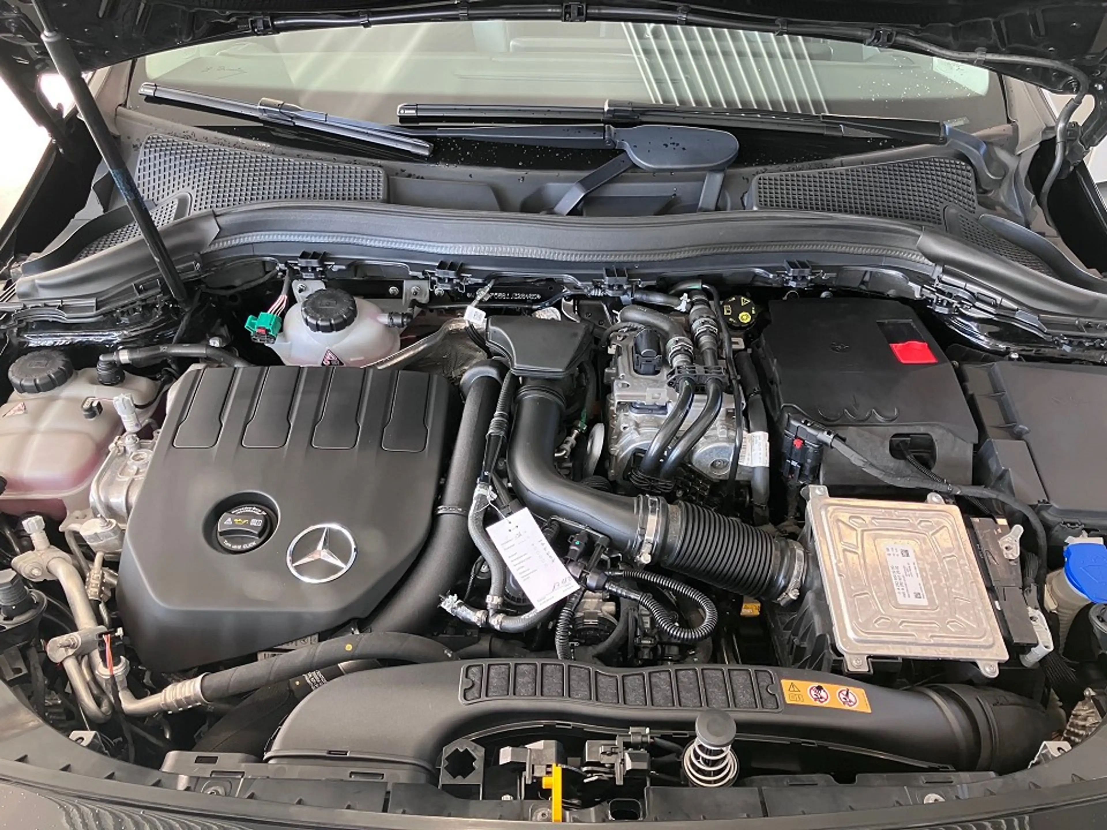 Mercedes-Benz B 250 e Style Automatik - Navi/ Kamera/ AHK — photo 15