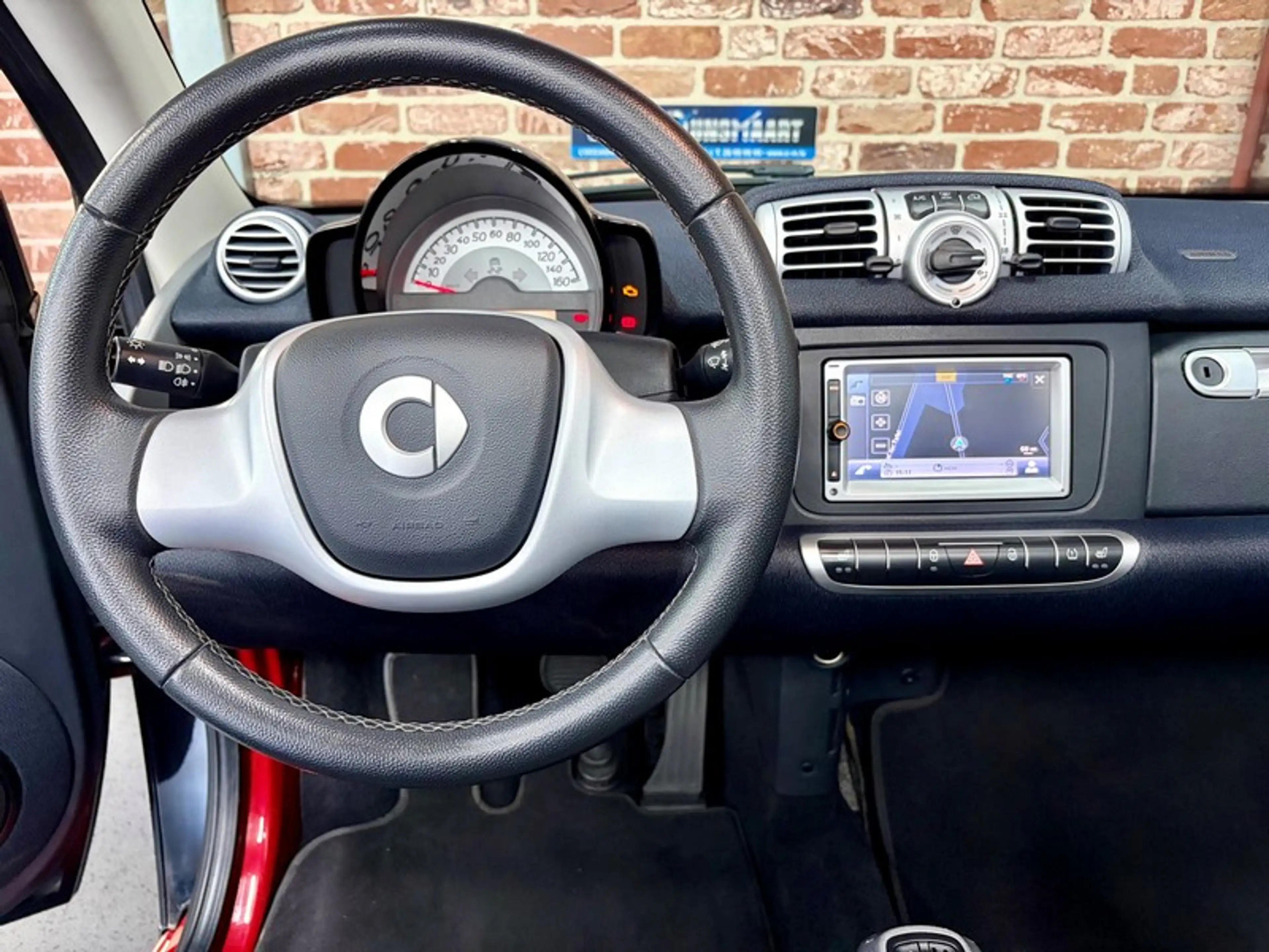 smart forTwo Fortwo Cabrio 1.0 84cv Auto PASSION — photo 4