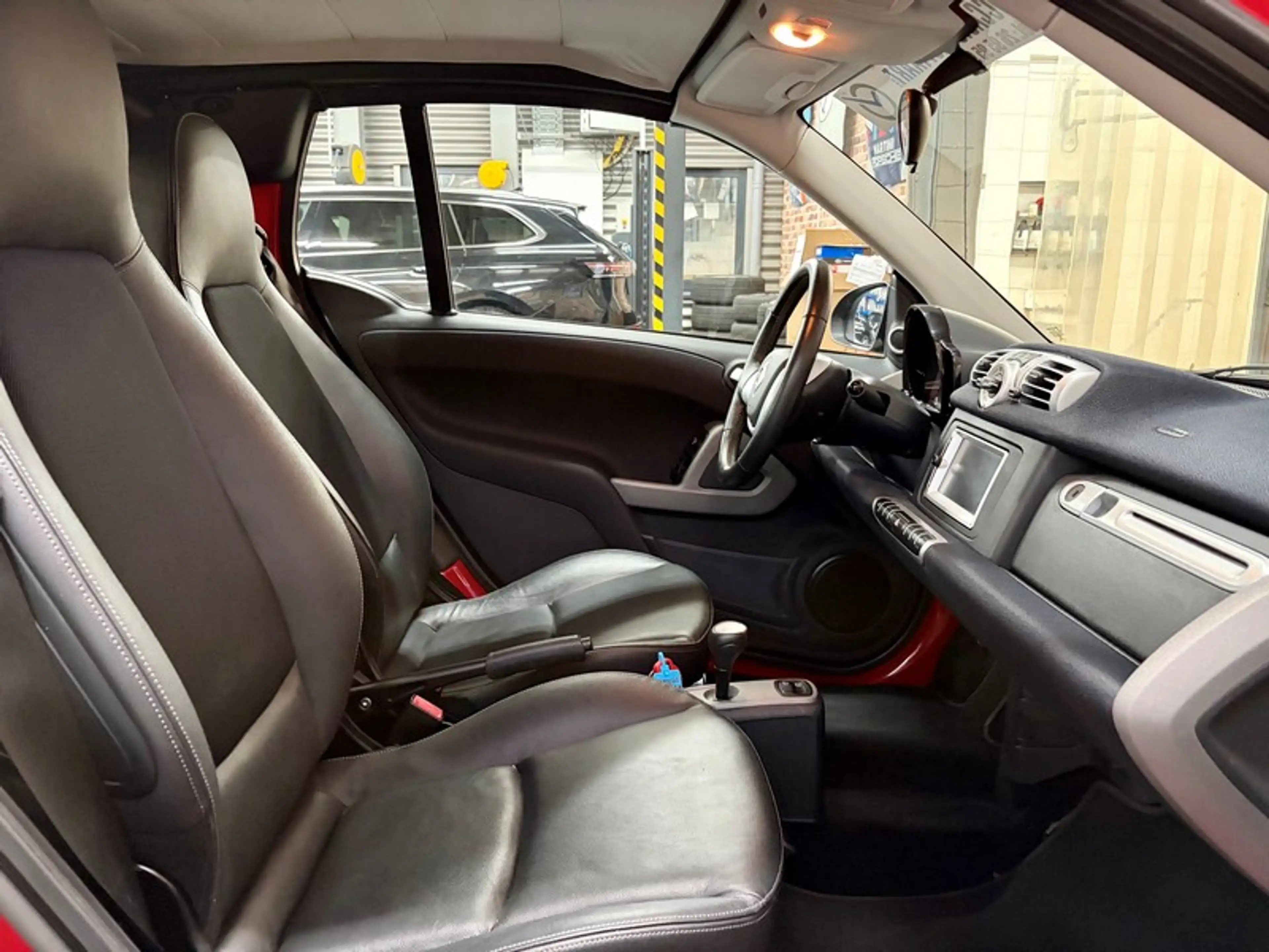 smart forTwo Fortwo Cabrio 1.0 84cv Auto PASSION — photo 8
