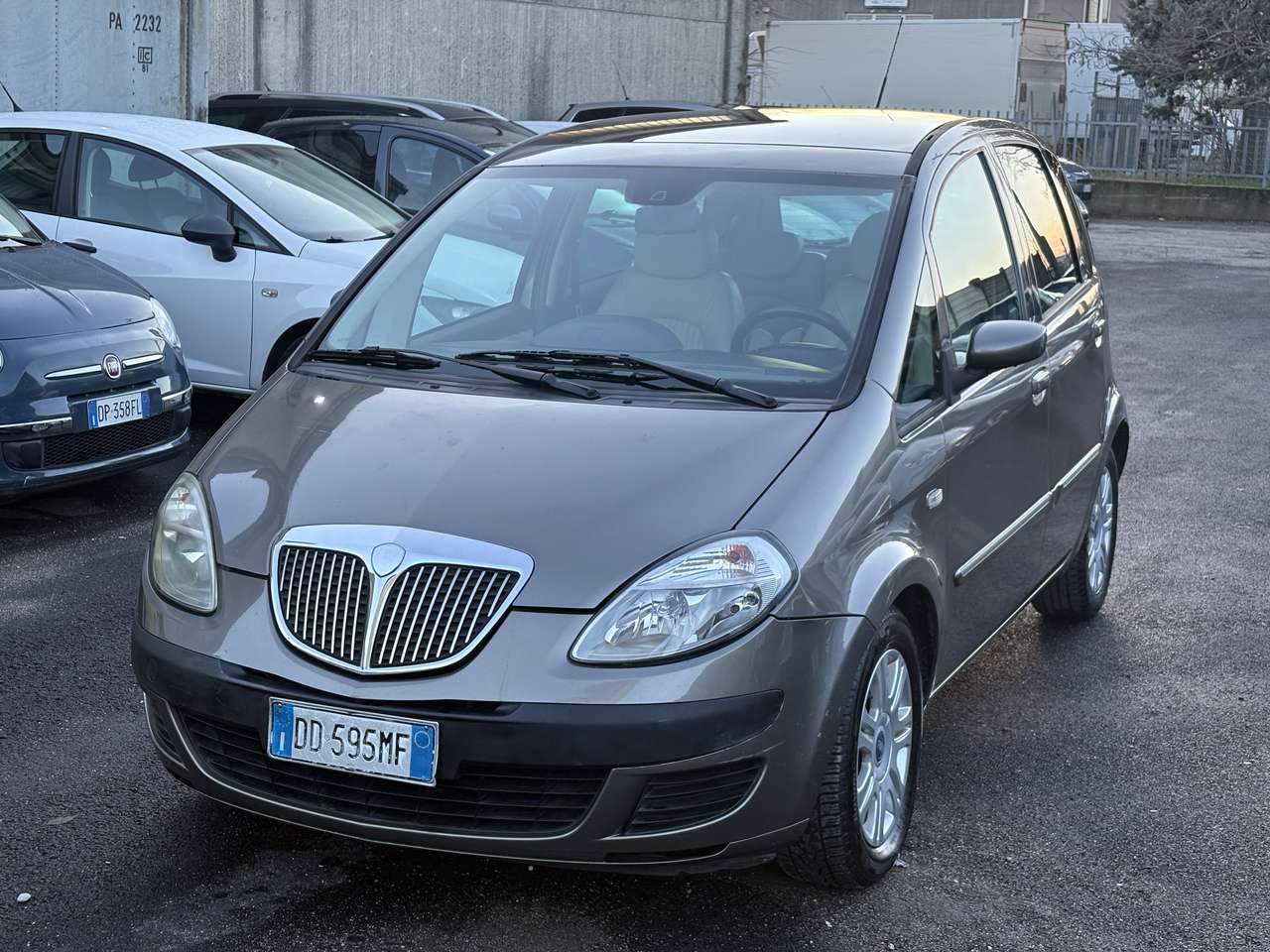 Lancia MUSA 1.9 mjt Platino Plus 100