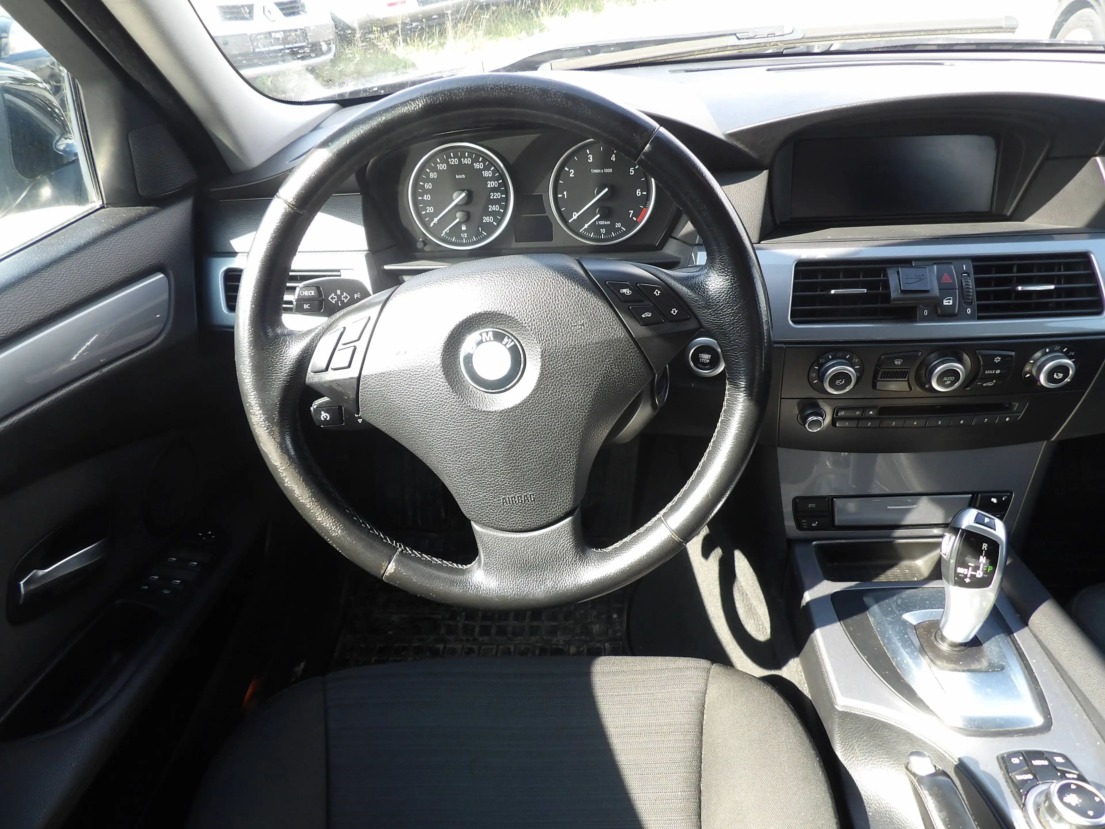 BMW 523 523 i, Klima, Navi,  HU-AU NEU — photo 12