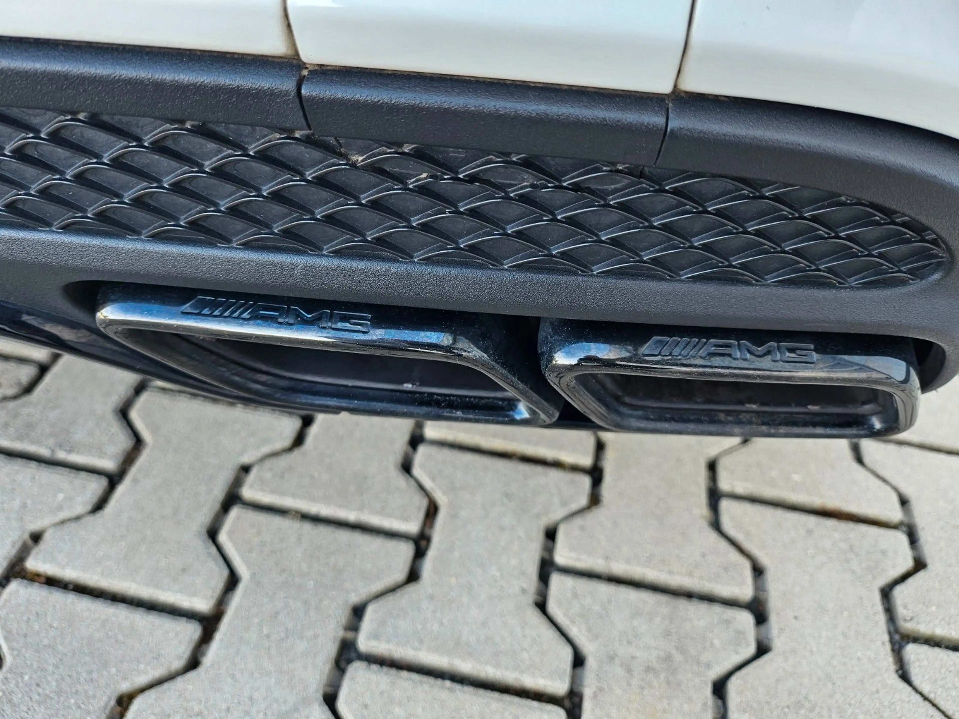 Mercedes-Benz C 63 AMG C 63 S AMG NAVI*KAMERA*PANORAMA*SPORTABGASANLAGE — photo 11