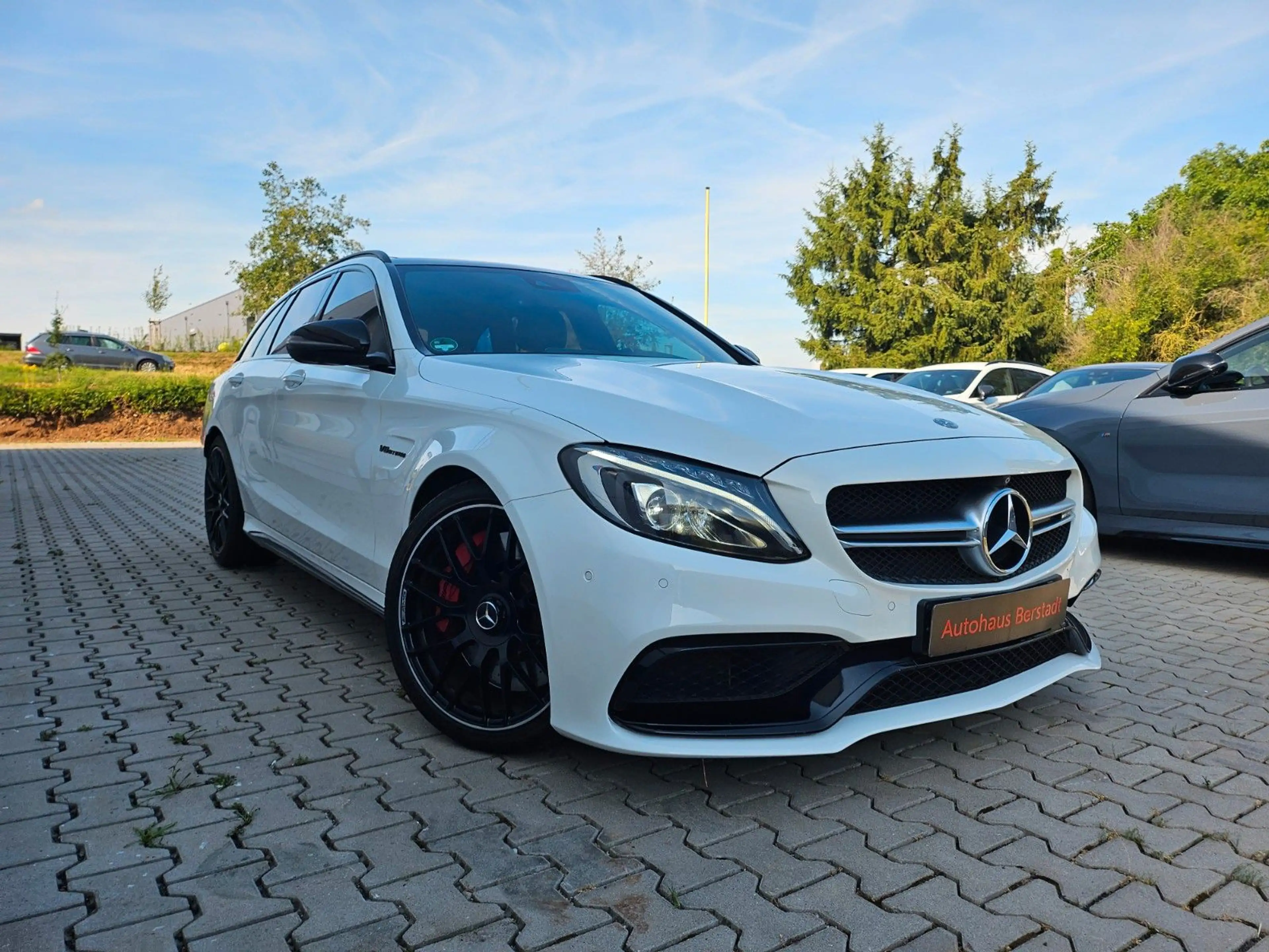 Mercedes-Benz C 63 AMG C 63 S AMG NAVI*KAMERA*PANORAMA*SPORTABGASANLAGE — photo 16