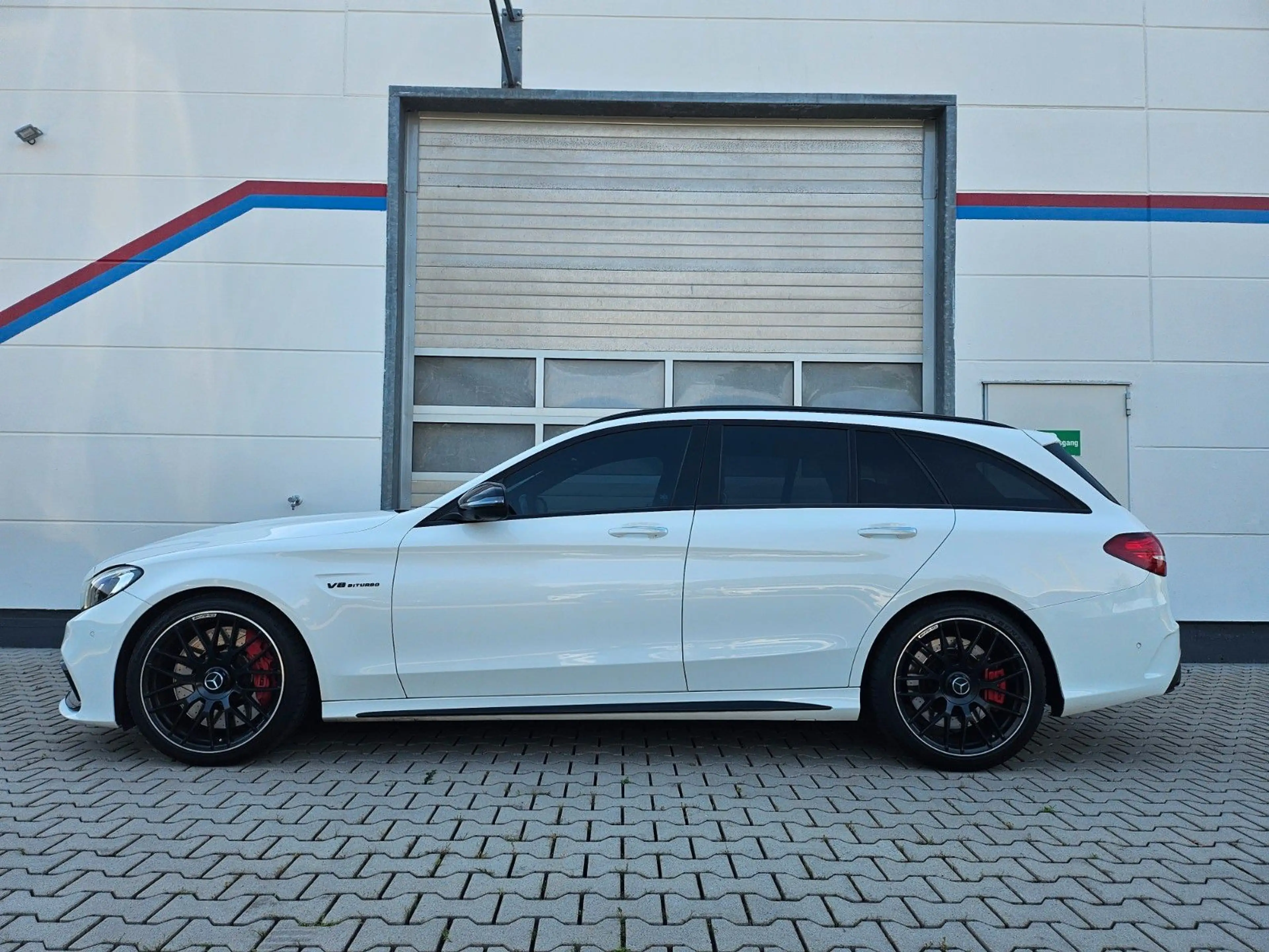 Mercedes-Benz C 63 AMG C 63 S AMG NAVI*KAMERA*PANORAMA*SPORTABGASANLAGE — photo 6