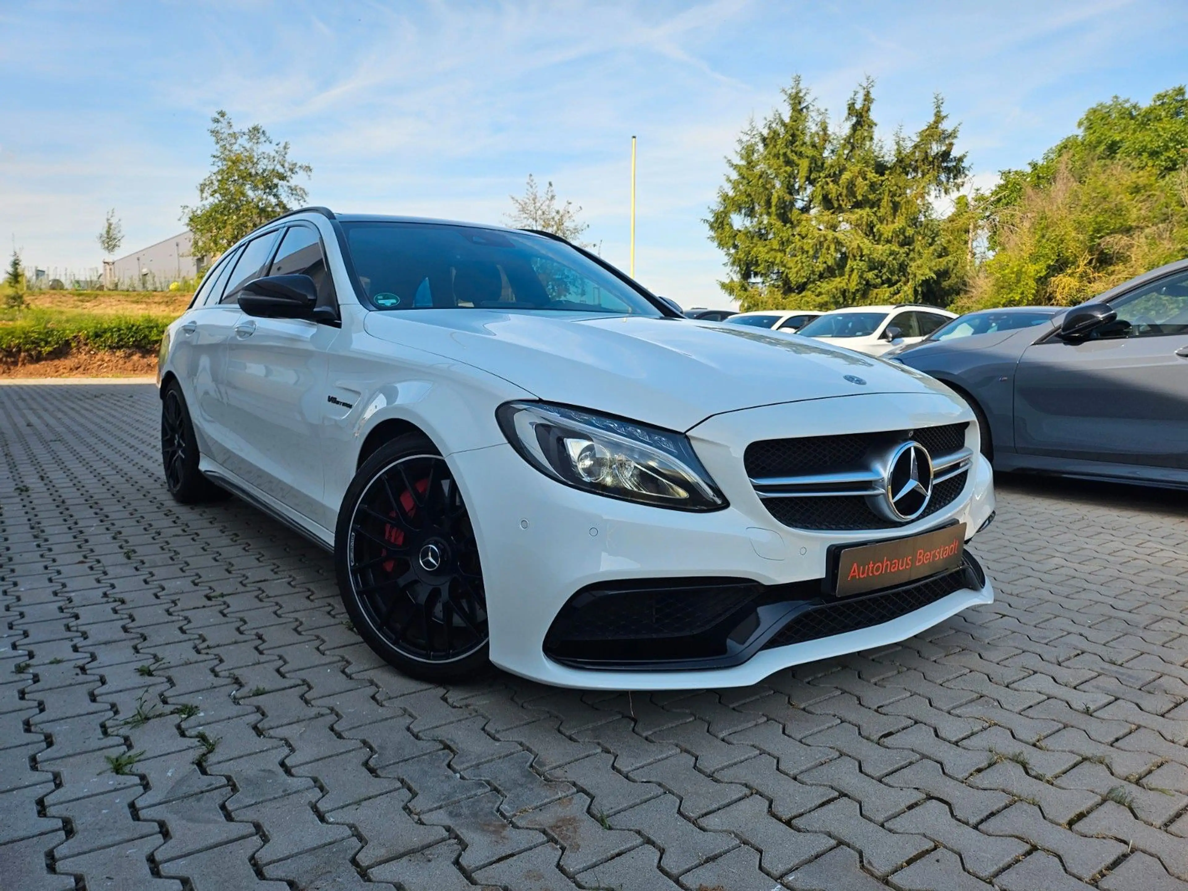 Mercedes-Benz C 63 AMG C 63 S AMG NAVI*KAMERA*PANORAMA*SPORTABGASANLAGE — photo 12