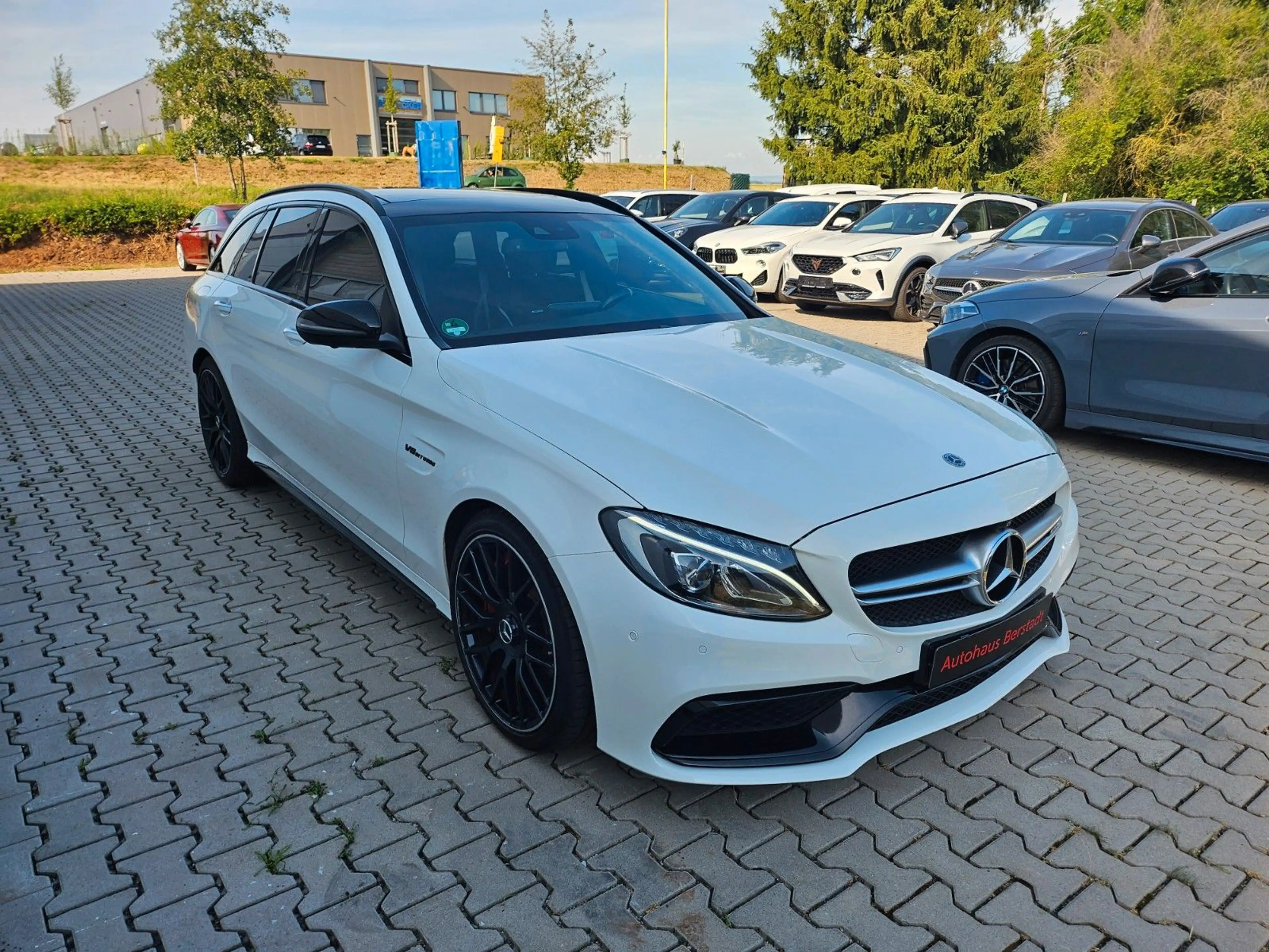 Mercedes-Benz C 63 AMG C 63 S AMG NAVI*KAMERA*PANORAMA*SPORTABGASANLAGE — photo 5