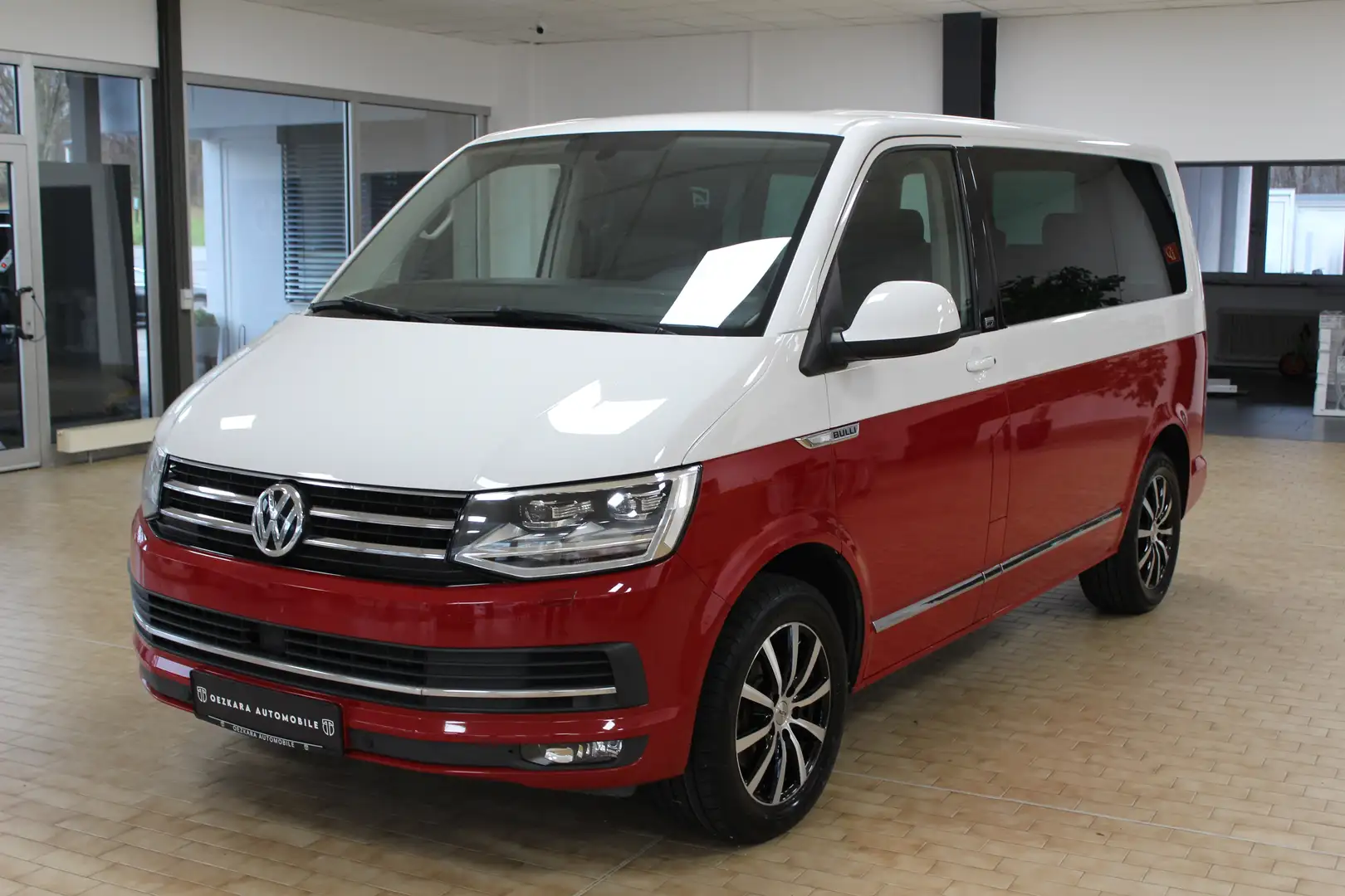 Volkswagen T6 Multivan Generation Six 150PS TDI *BI-COLOR *STHZ *ACC *LED Noir - 1