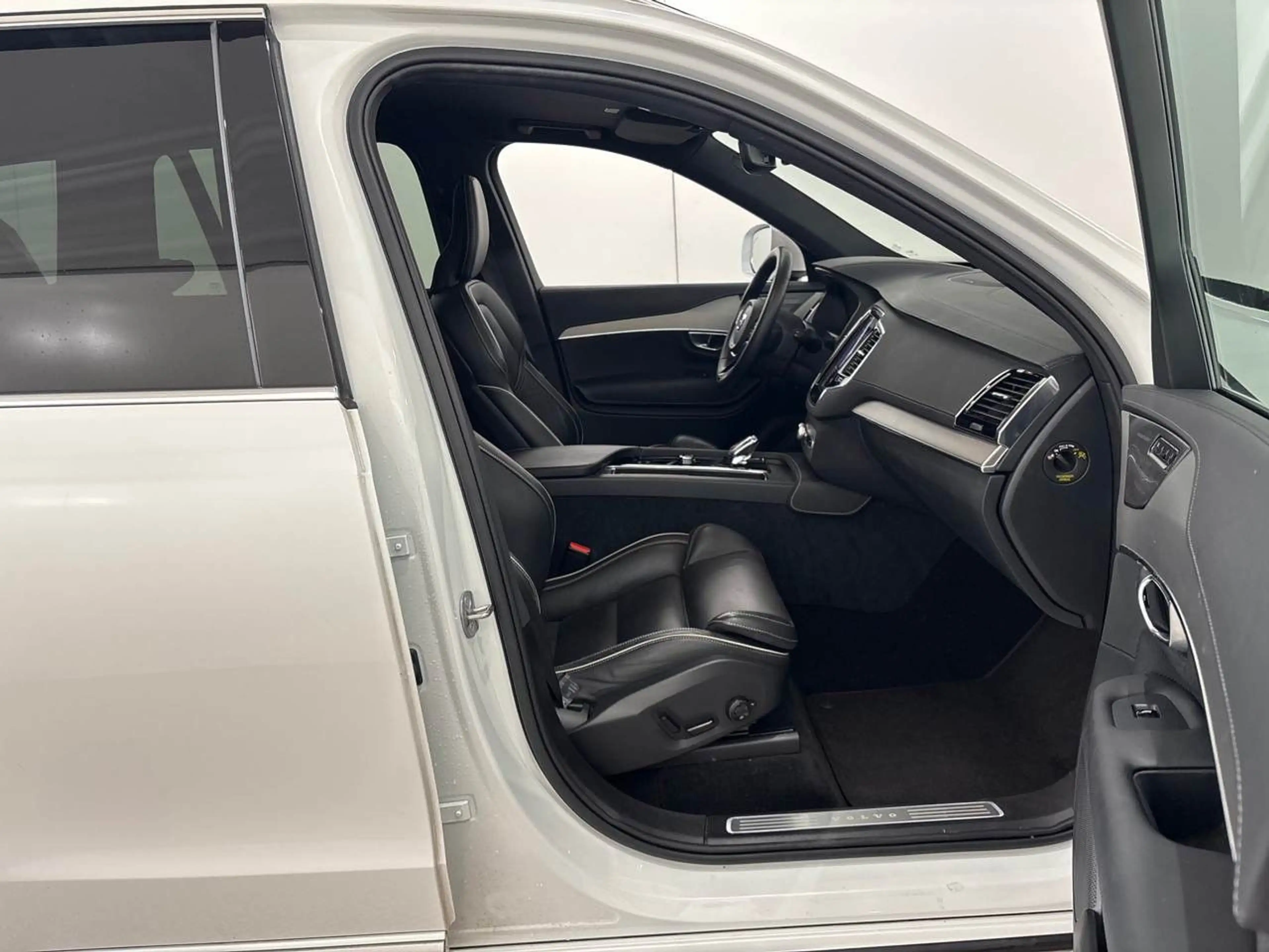 Volvo XC90 Plus Bright AWD 7 Sitz*360*ACC*21"*Leder*Me — photo 8