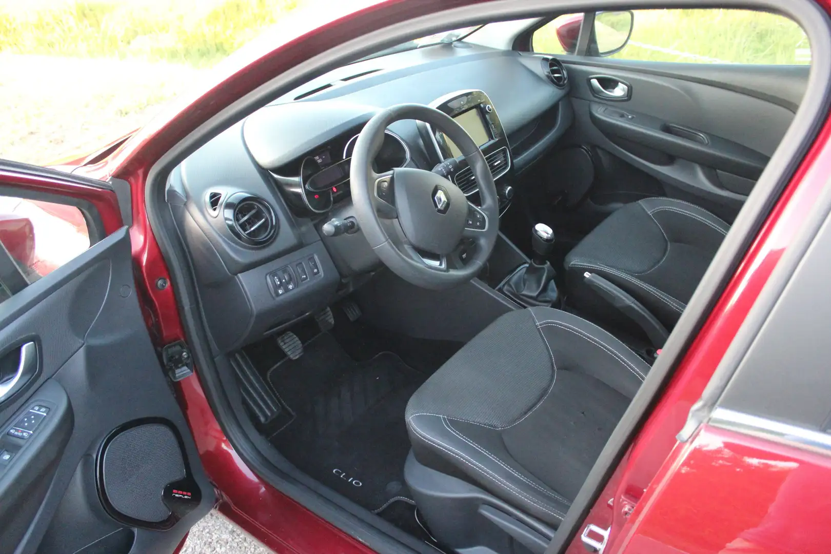 Renault Clio Clio IV 2017 1.5 dci energy Zen 75cv Marrone - 2