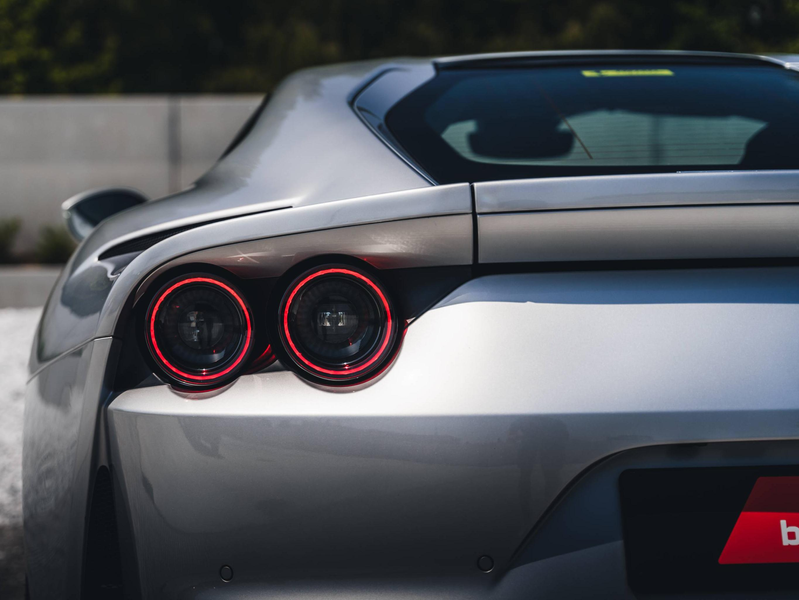 Ferrari 812 Superfast / Argento Nurburgring / Carbon / Carte Grise FR — photo 7