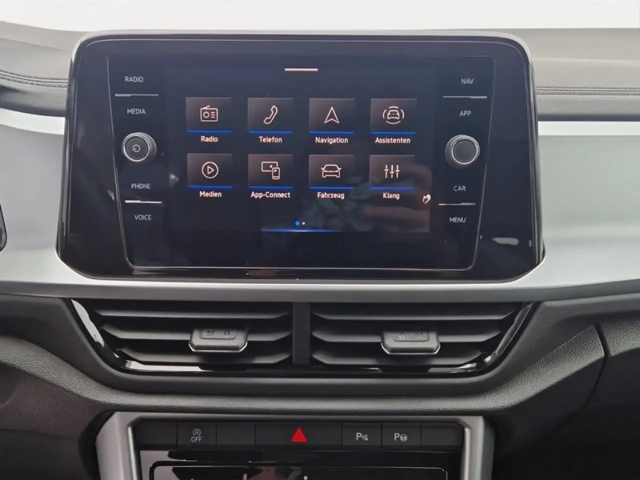 Volkswagen T-Roc 1.5 TSI Life *AHK*LED*APP-CONN.*KLIM* 16