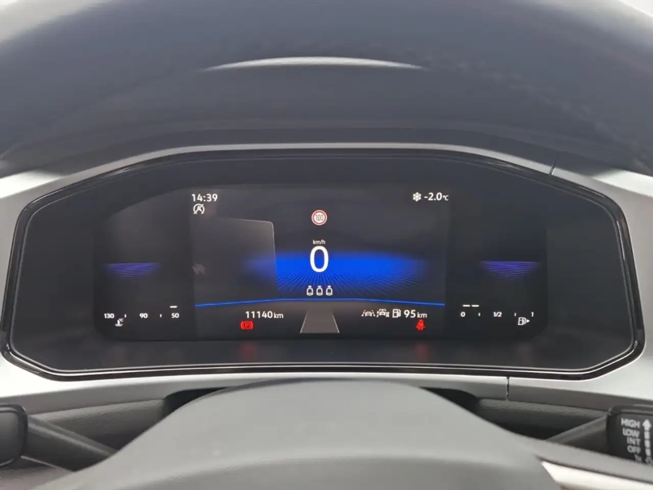 Volkswagen T-Roc 1.5 TSI Life *AHK*LED*APP-CONN.*KLIM* 10
