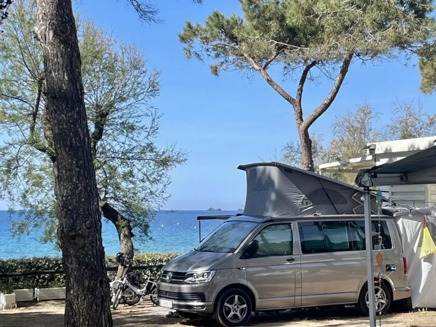 Volkswagen T6.1 California VW California Coast TDI 4Motion Beige - 1