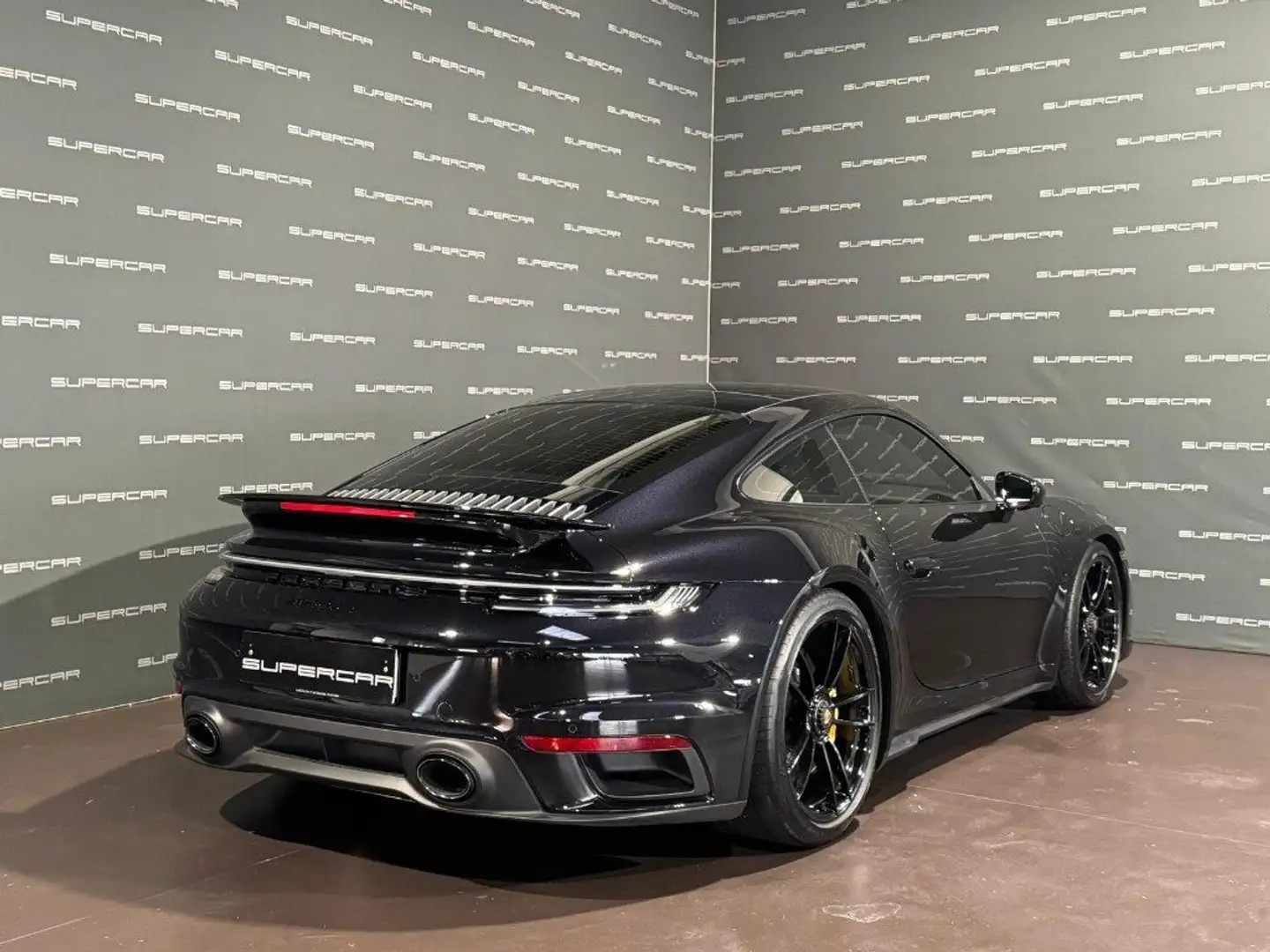 Porsche 992 Turbo S Coupé Negro - 2