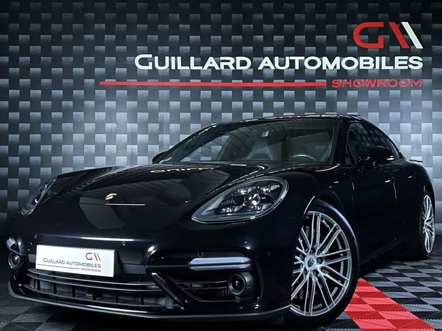 Porsche Panamera TURBO 4.0 V8 550ch PDK Noir - 1