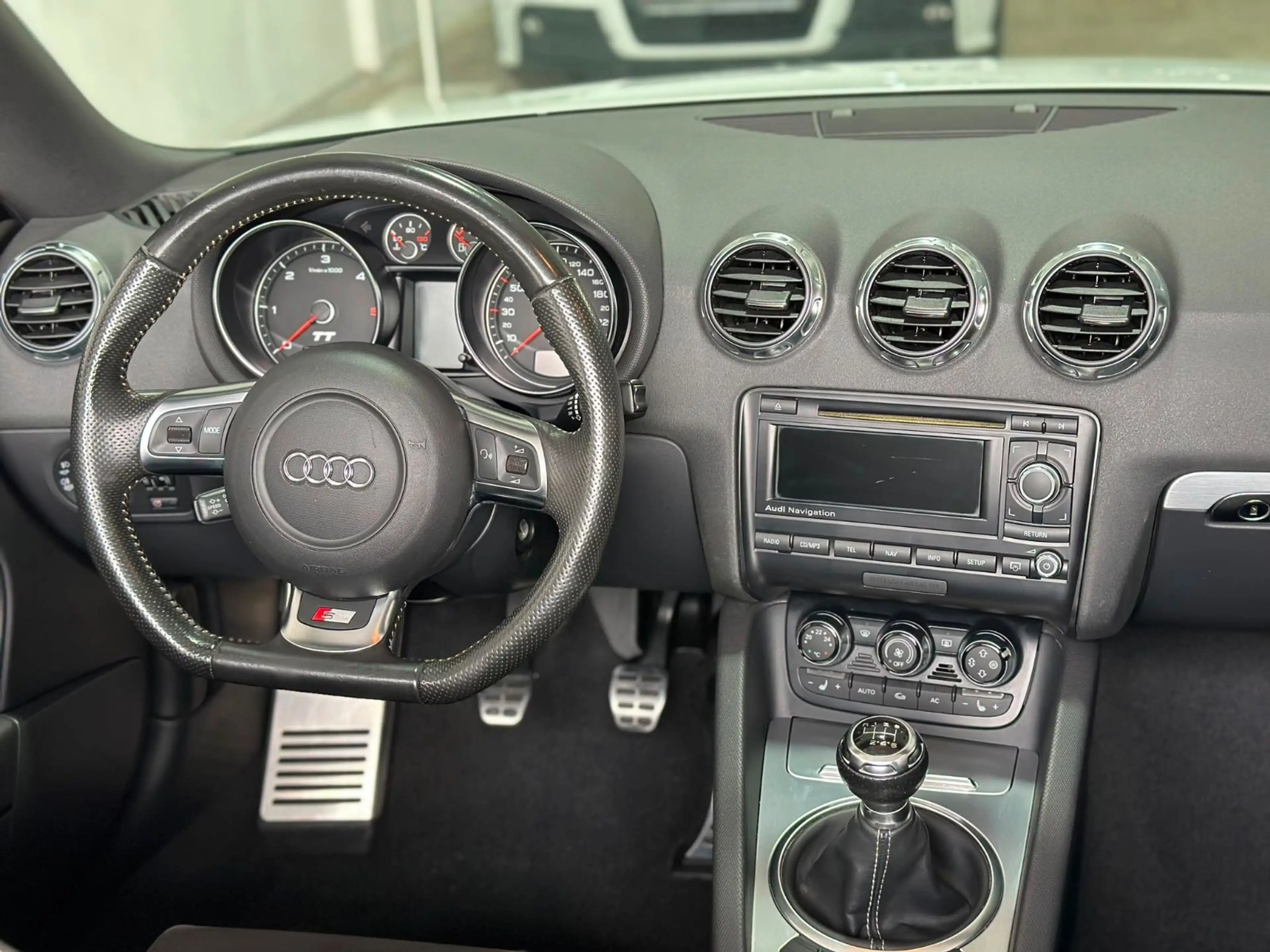 Audi TT 2.0 TDI Cabrio Roadster quattro S-Line 1.Hand — photo 11