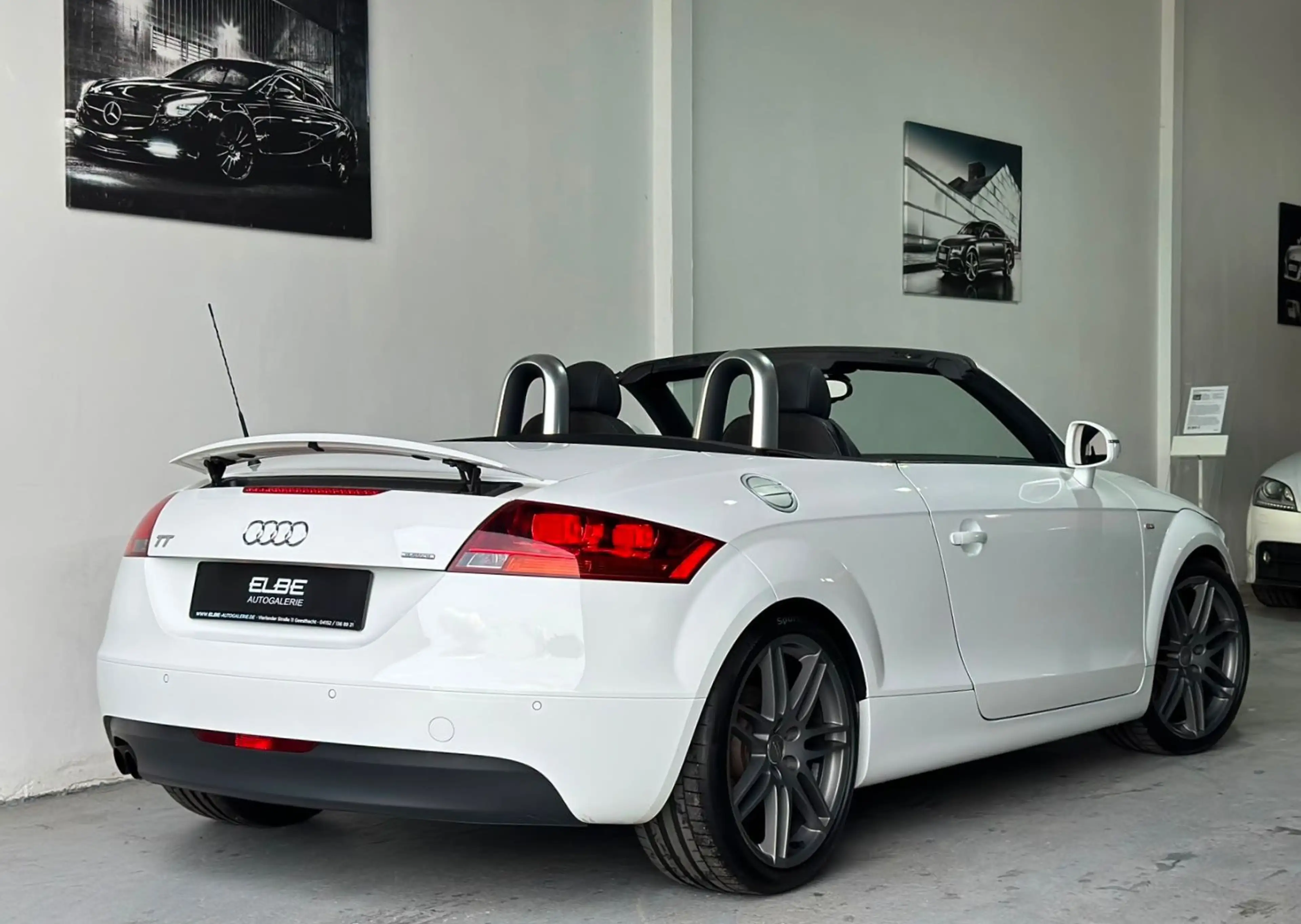 Audi TT 2.0 TDI Cabrio Roadster quattro S-Line 1.Hand — photo 6