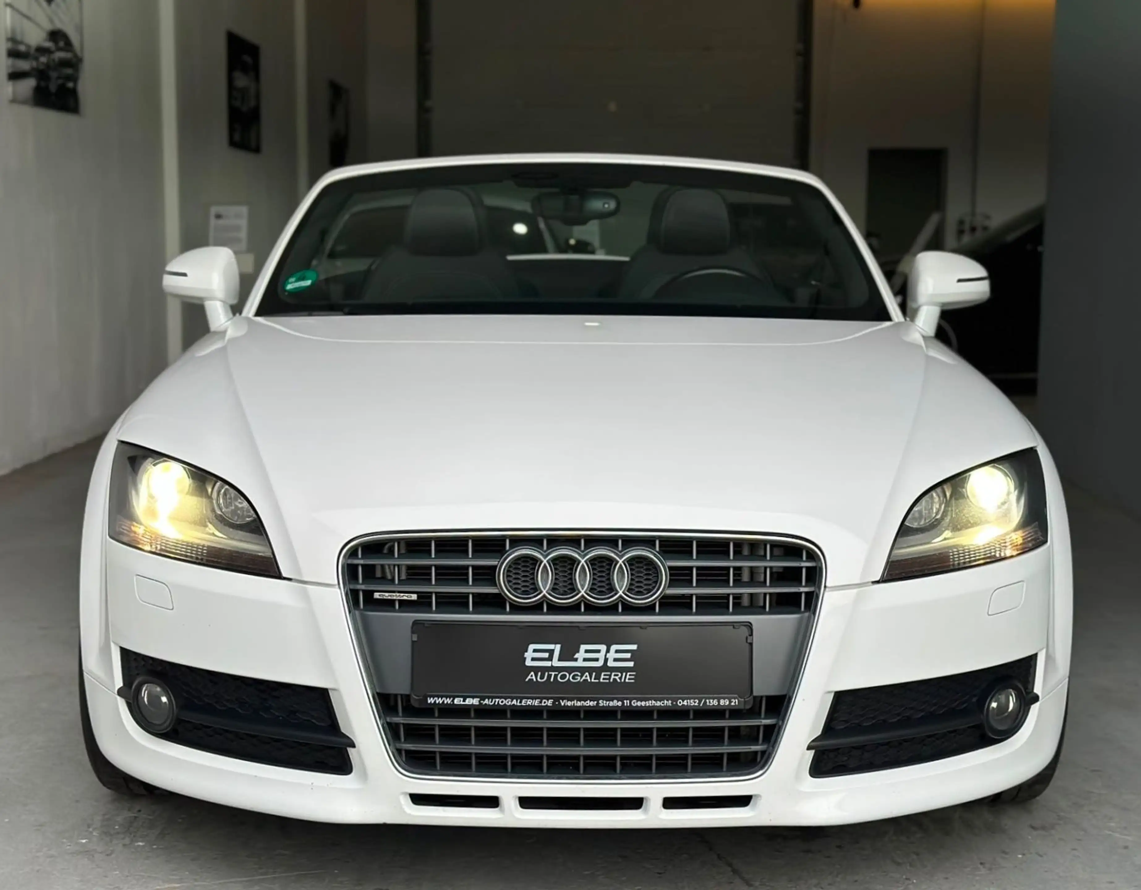Audi TT 2.0 TDI Cabrio Roadster quattro S-Line 1.Hand — photo 9