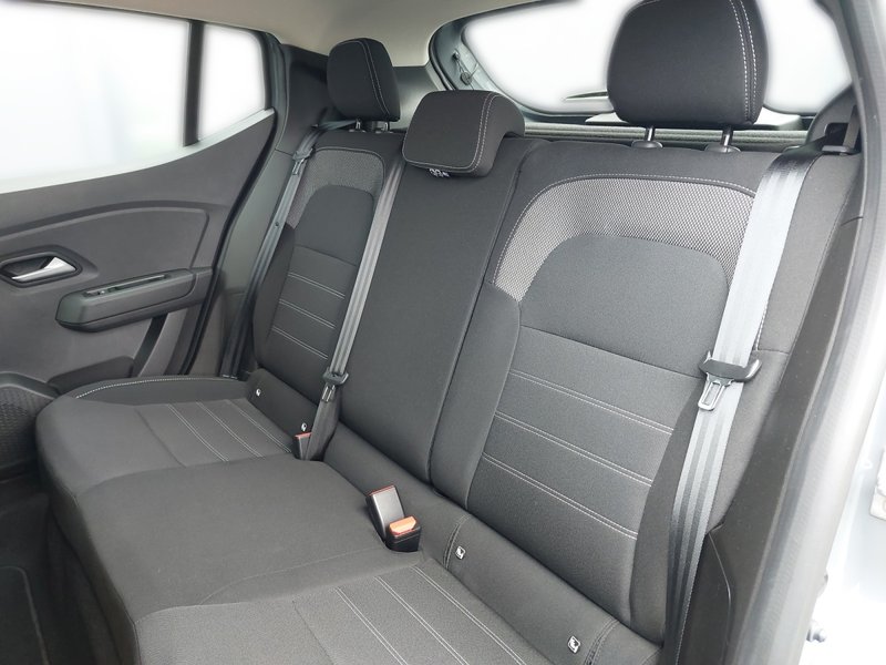 Dacia Sandero Expression TCe 90 CVT — photo 11