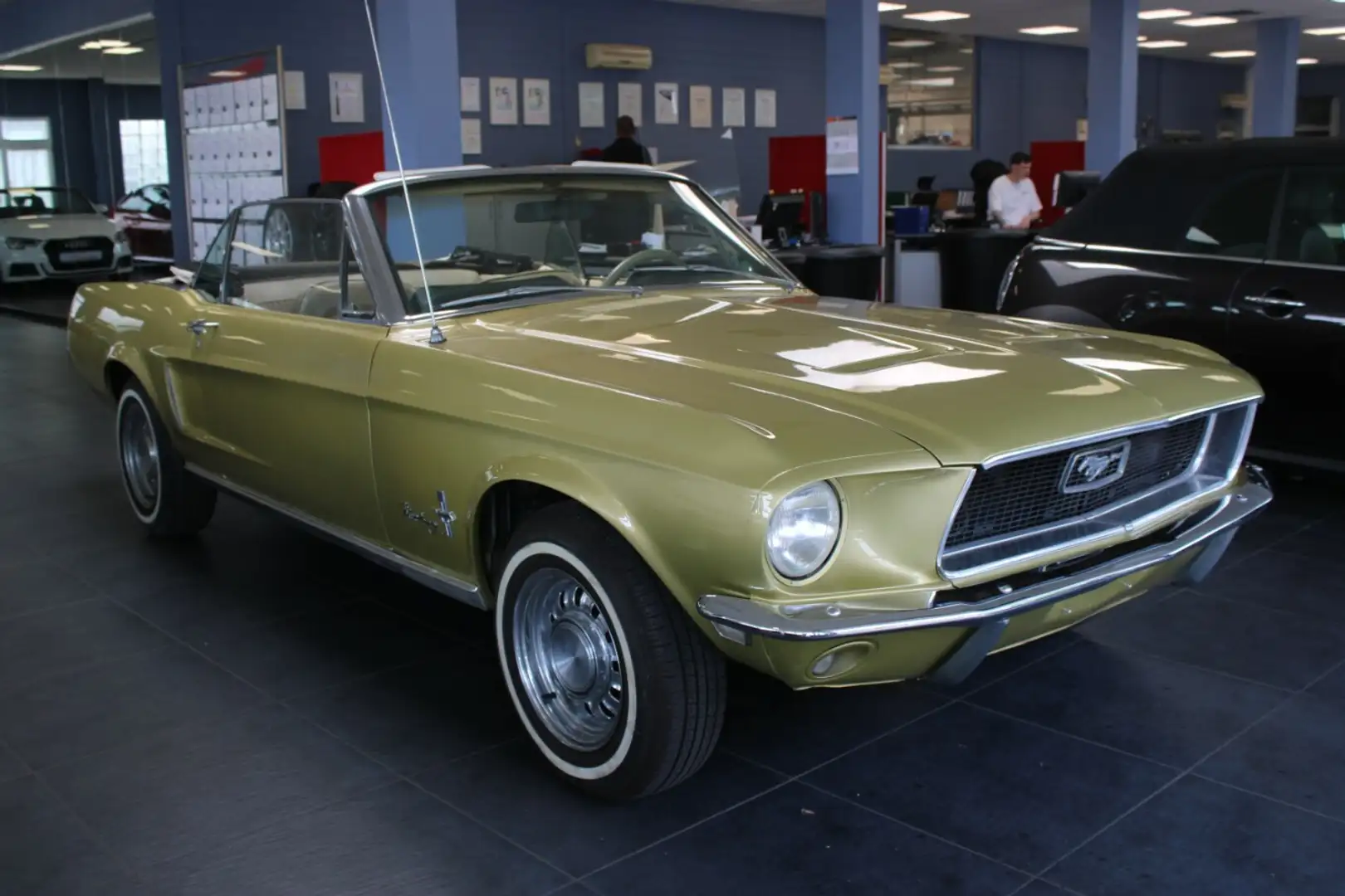 Ford Mustang Cabrio 4,7 V8 Żółty - 1