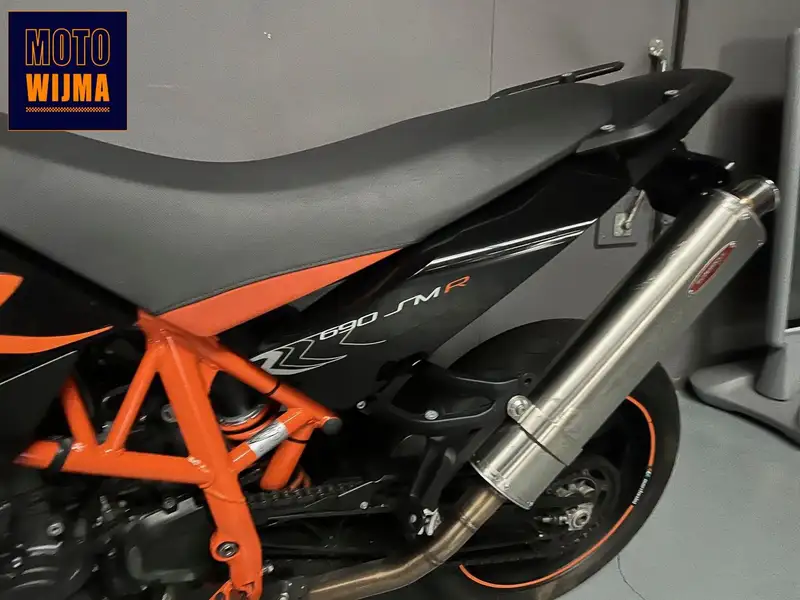 KTM 690 Supermoto - foto 8