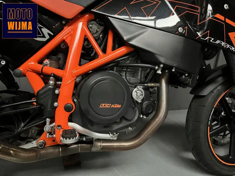 KTM 690 Supermoto - foto 6
