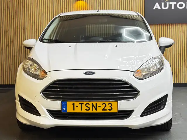 Ford Fiesta view 6