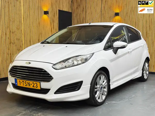 2014 Ford Fiesta in White for sale