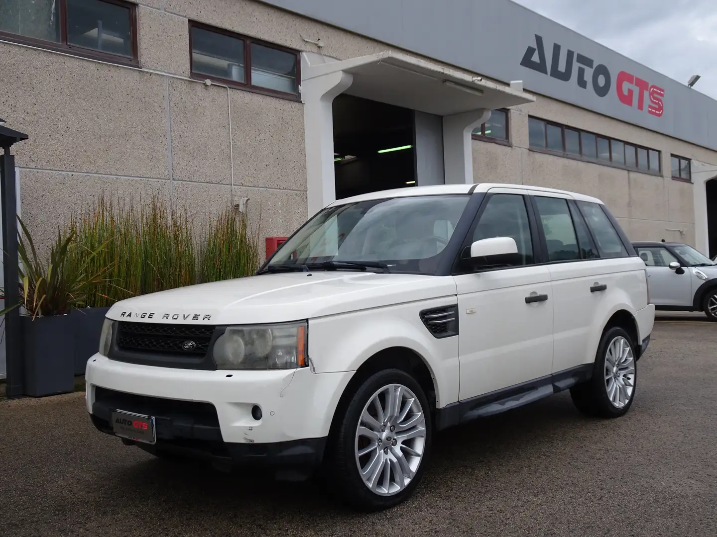 Land Rover Range Rover Sport Range Rover Sport 3.0 tdV6 HSE auto Alb - 1
