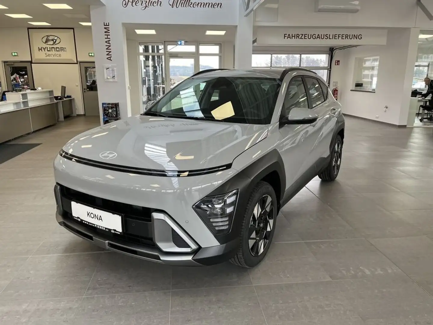 Hyundai KONA 1,6 GDI Hybrid Go Plus DCT Aut. *LED*NAVI* Gris - 2