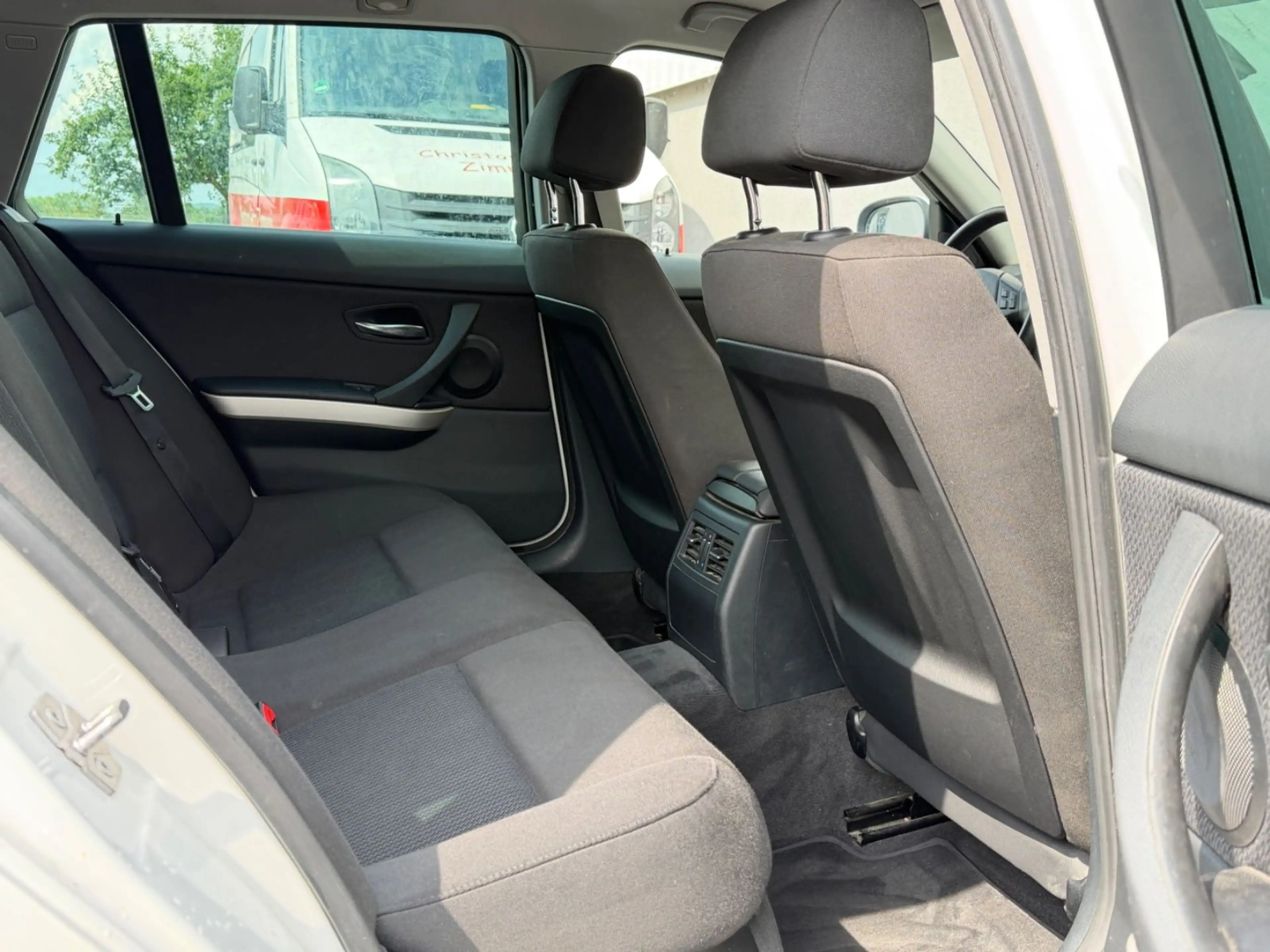 BMW 318 d Touring 1.Hand Navi Xenon Euro 5 — photo 15