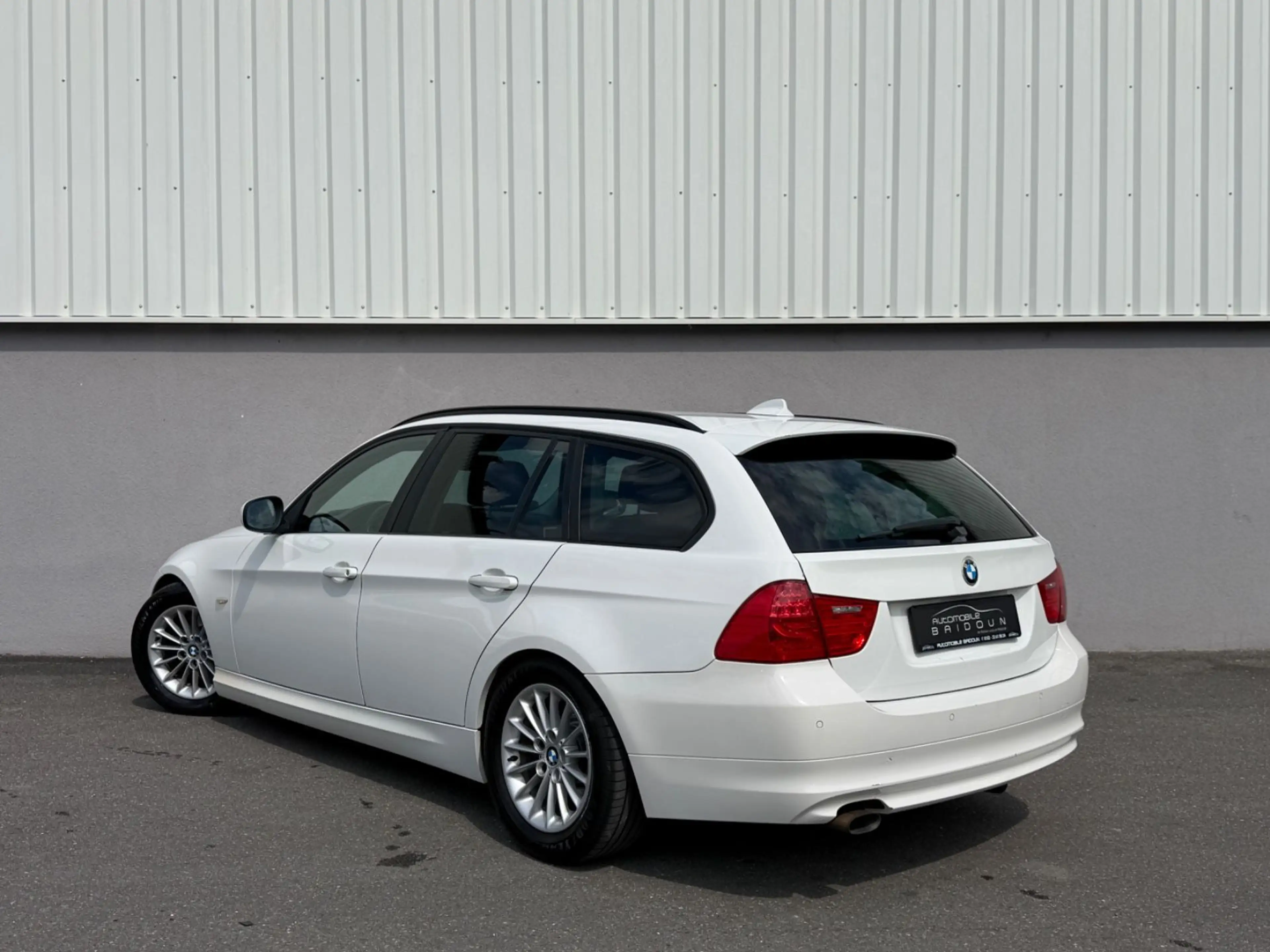 BMW 318 d Touring 1.Hand Navi Xenon Euro 5 — photo 5