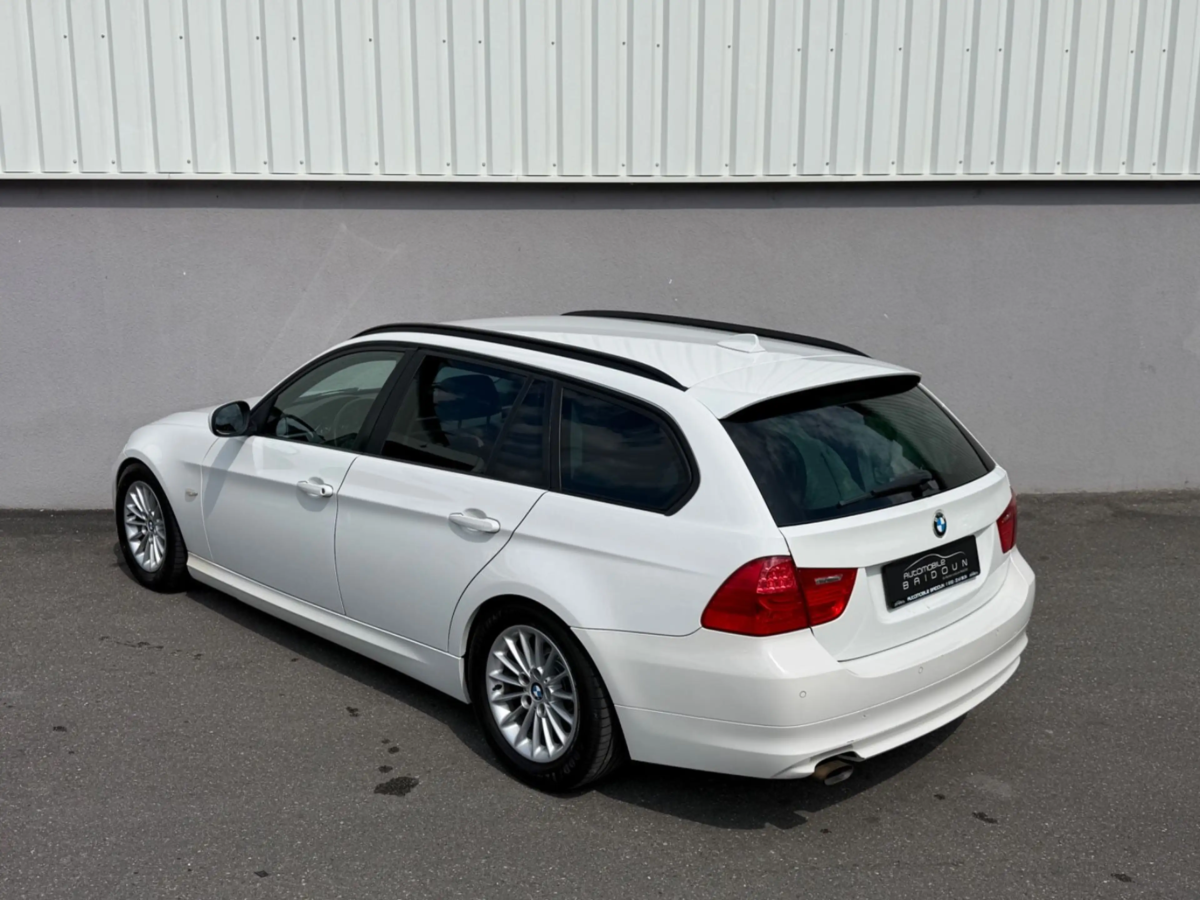 BMW 318 d Touring 1.Hand Navi Xenon Euro 5 — photo 7