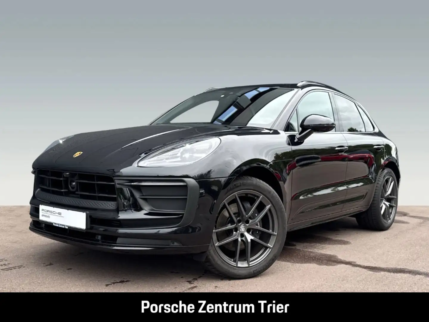 Porsche Macan T Standheizung Luftfederung Panoramadach Schwarz - 1
