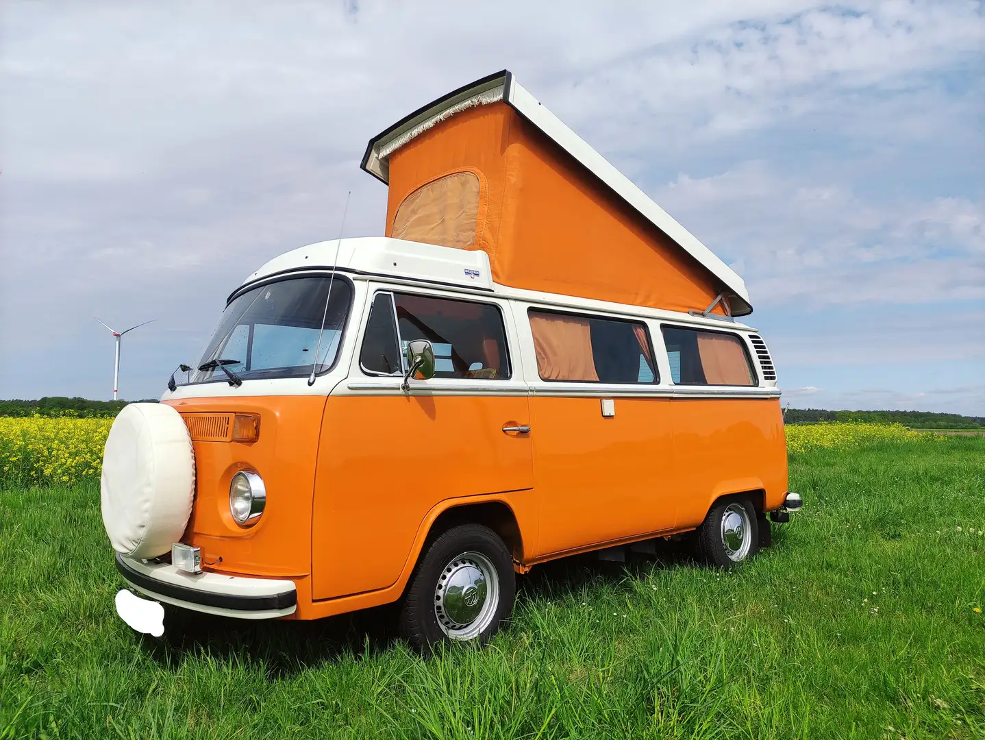 Volkswagen T2 Westfalia Orange - 1
