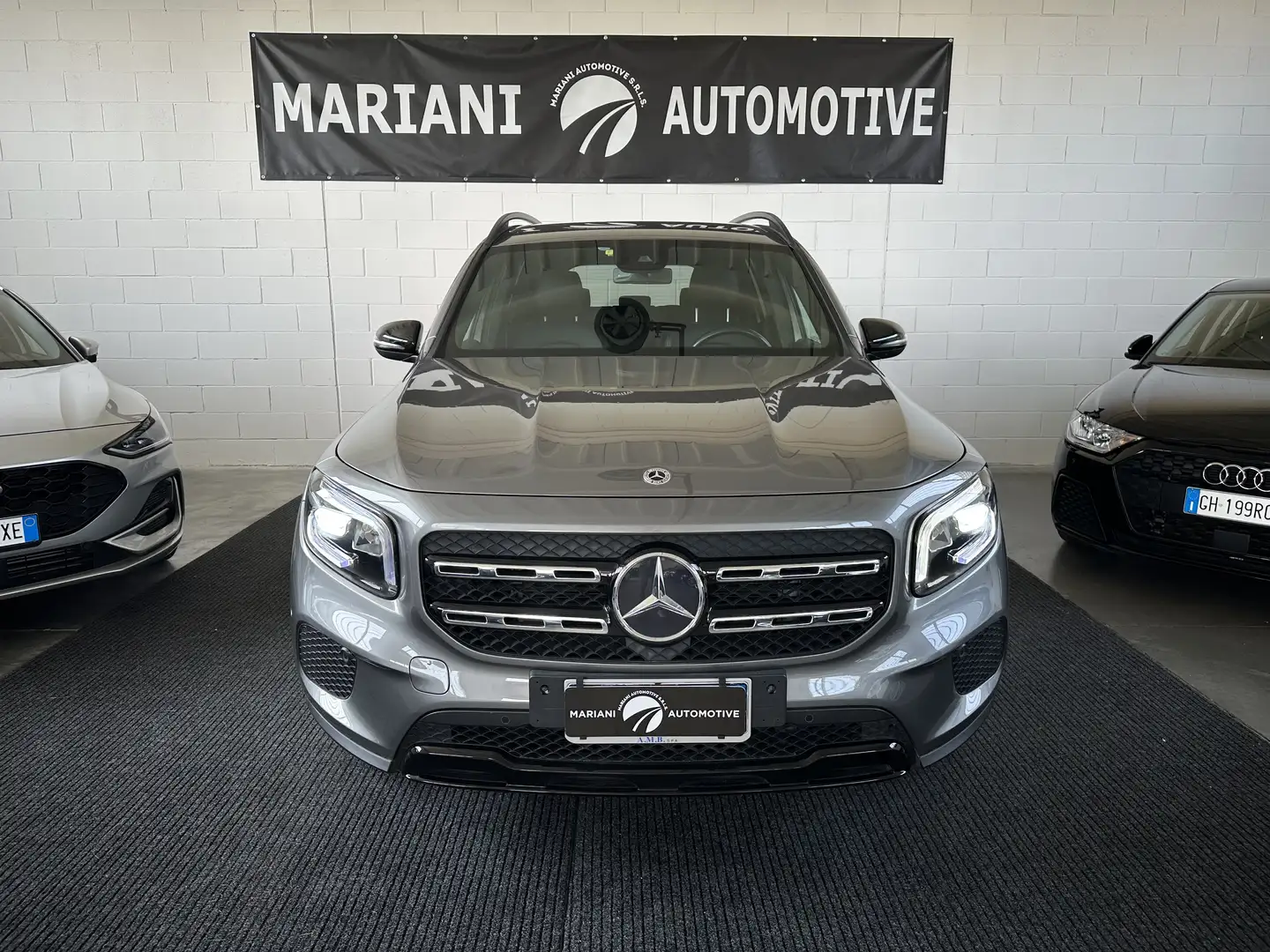 Mercedes-Benz GLB 200 d Sport Plus auto Grigio - 1
