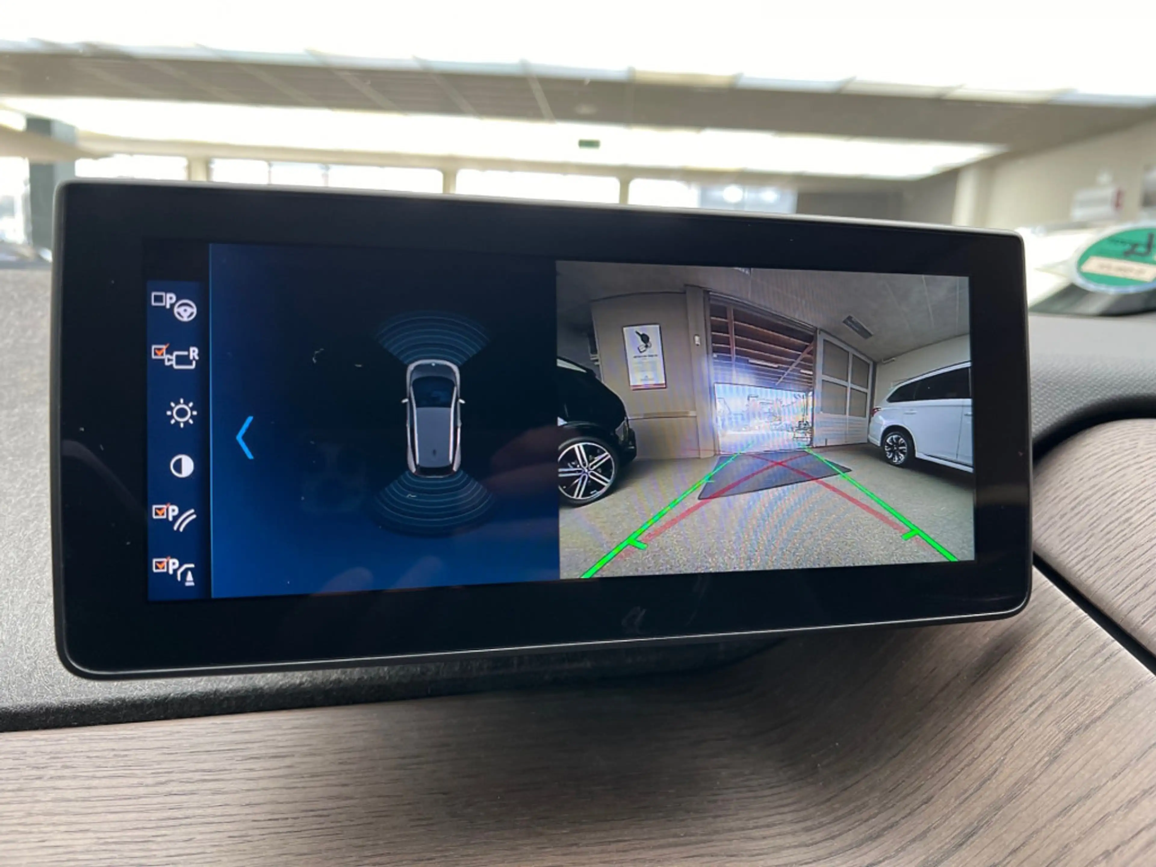 BMW i3 Executive 120Ah 42 kWh/ Leder/Navi-Pro/W-pomp/3-Fa — photo 6