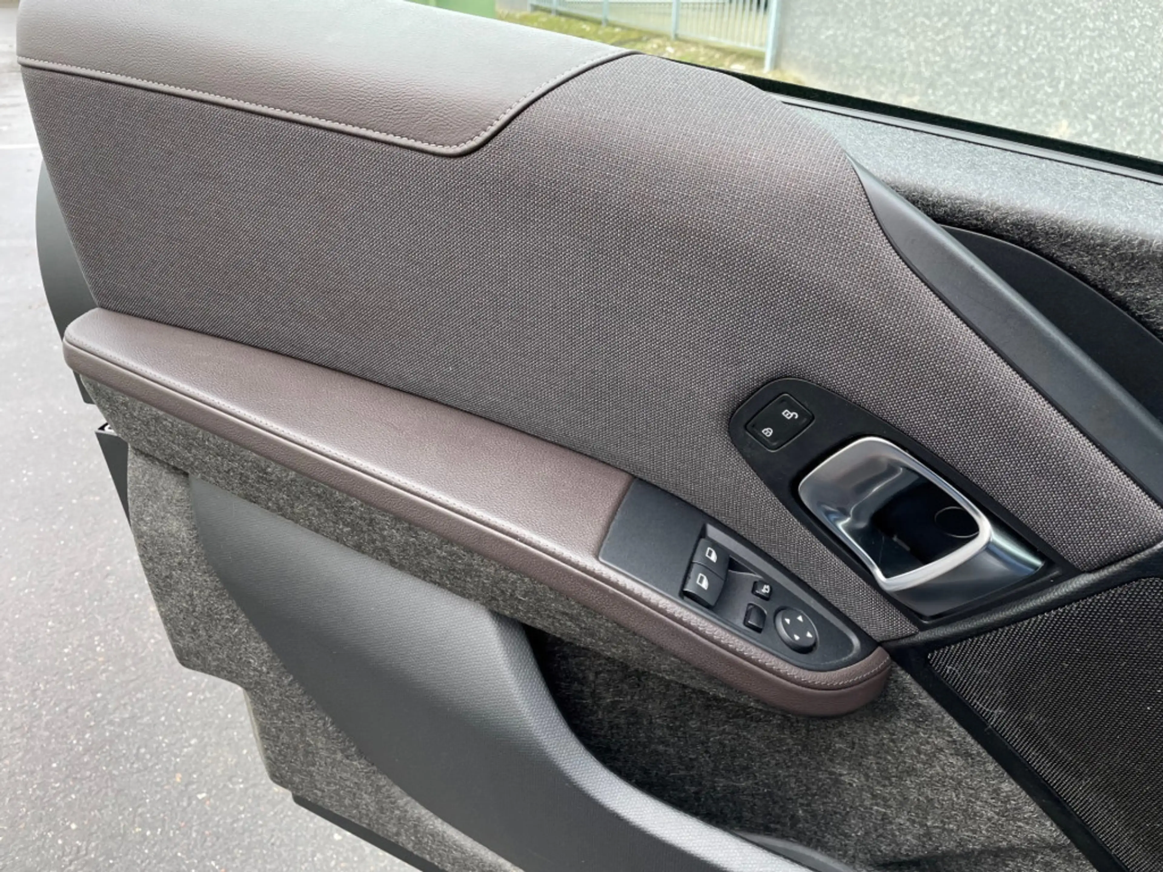 BMW i3 Executive 120Ah 42 kWh/ Leder/Navi-Pro/W-pomp/3-Fa — photo 12