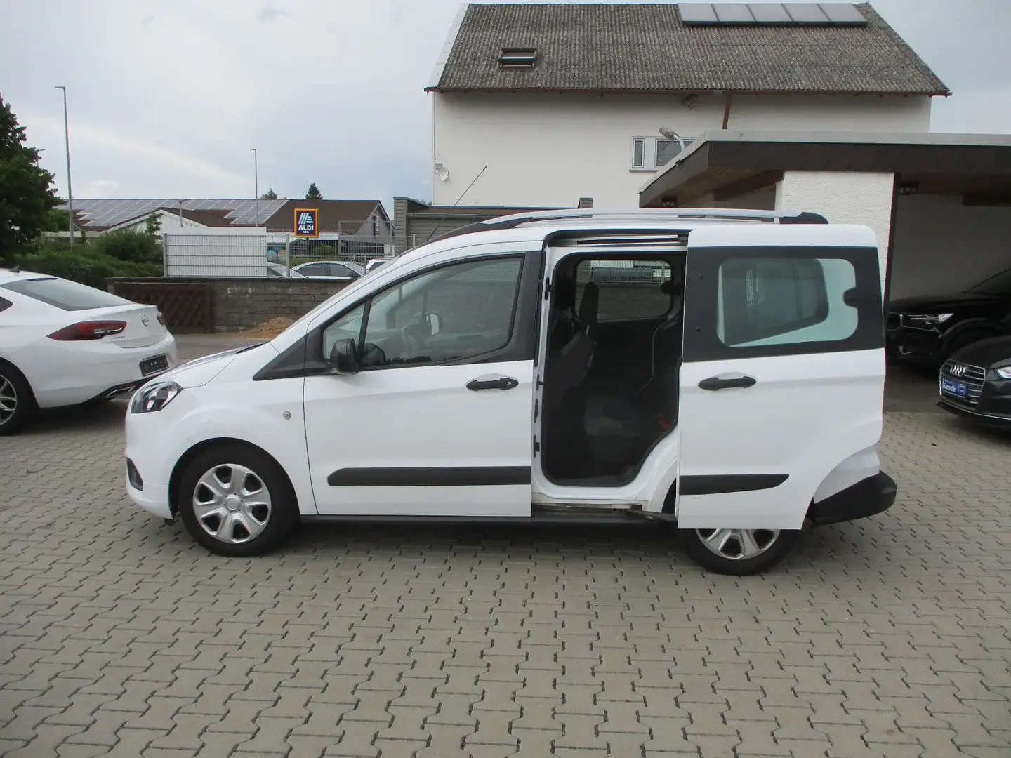 Ford Tourneo 1.5 TDCI NAVI PDC TEMPOMAT SITZH Weiß - 1
