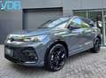 Volkswagen Tiguan 1.5 eTSI R-Line BLACKEDITION PANO VOL!!! Grijs - thumbnail 3
